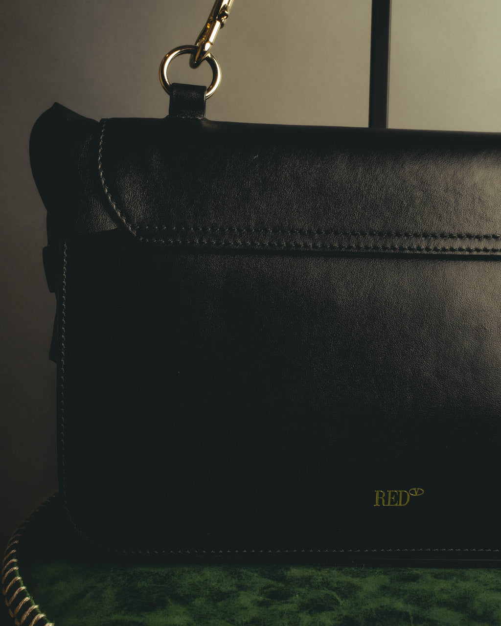 "RED VALENTINO" 2010's Ruffled leather shoulder bag