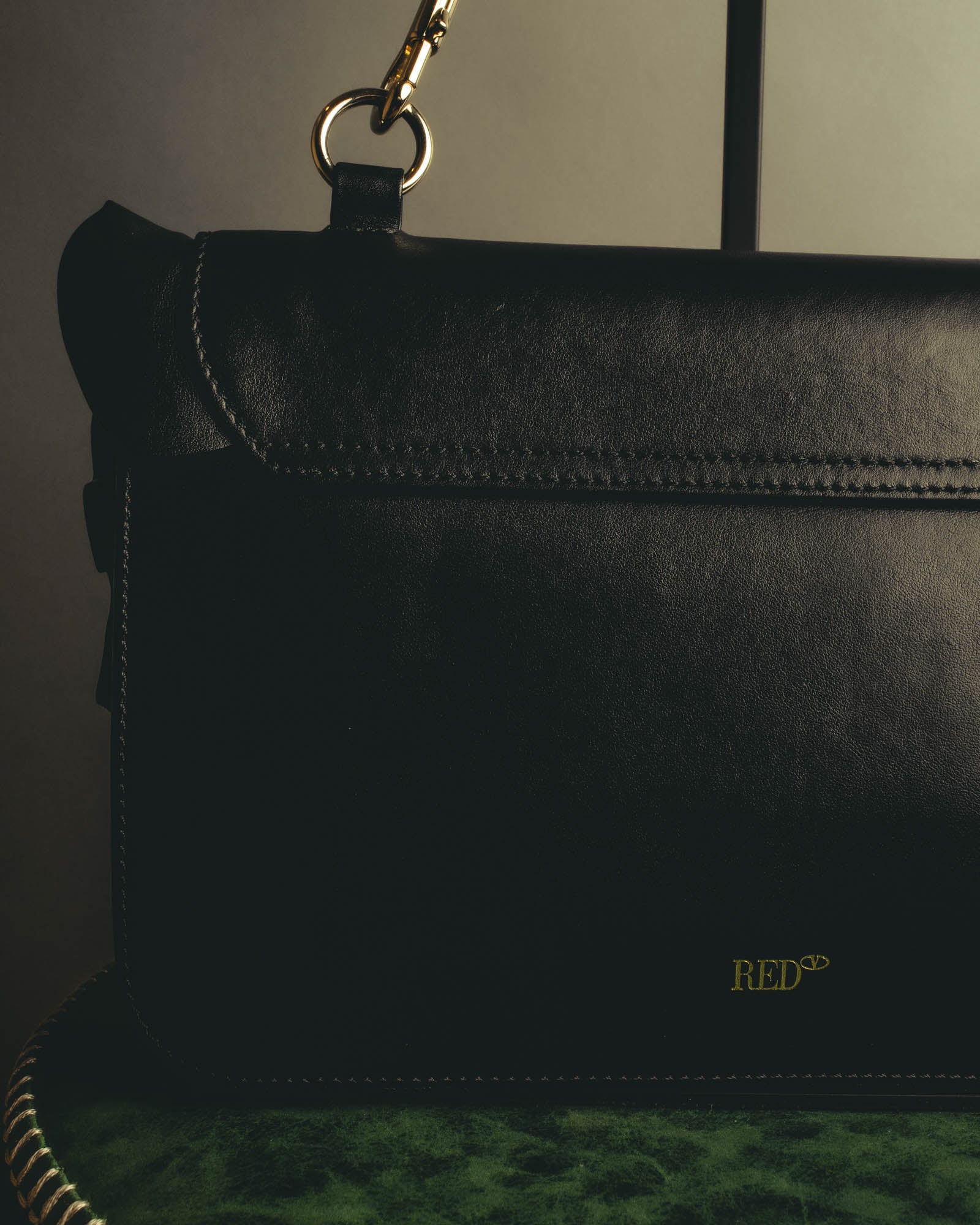 "RED VALENTINO" 2010's Ruffled leather shoulder bag