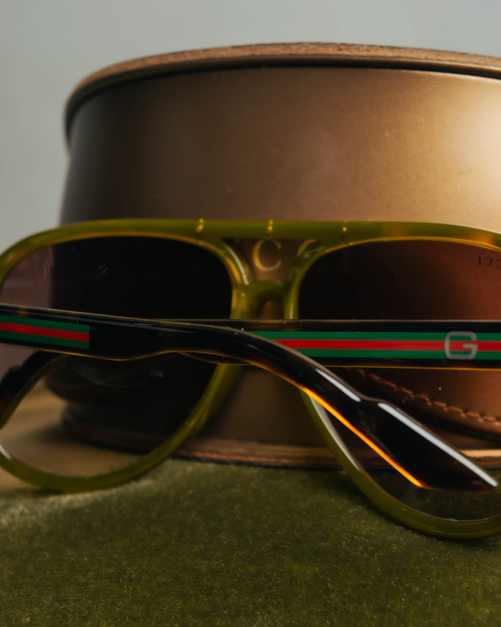 "GUCCI" 00's-10's Iconic aviator sunglasses