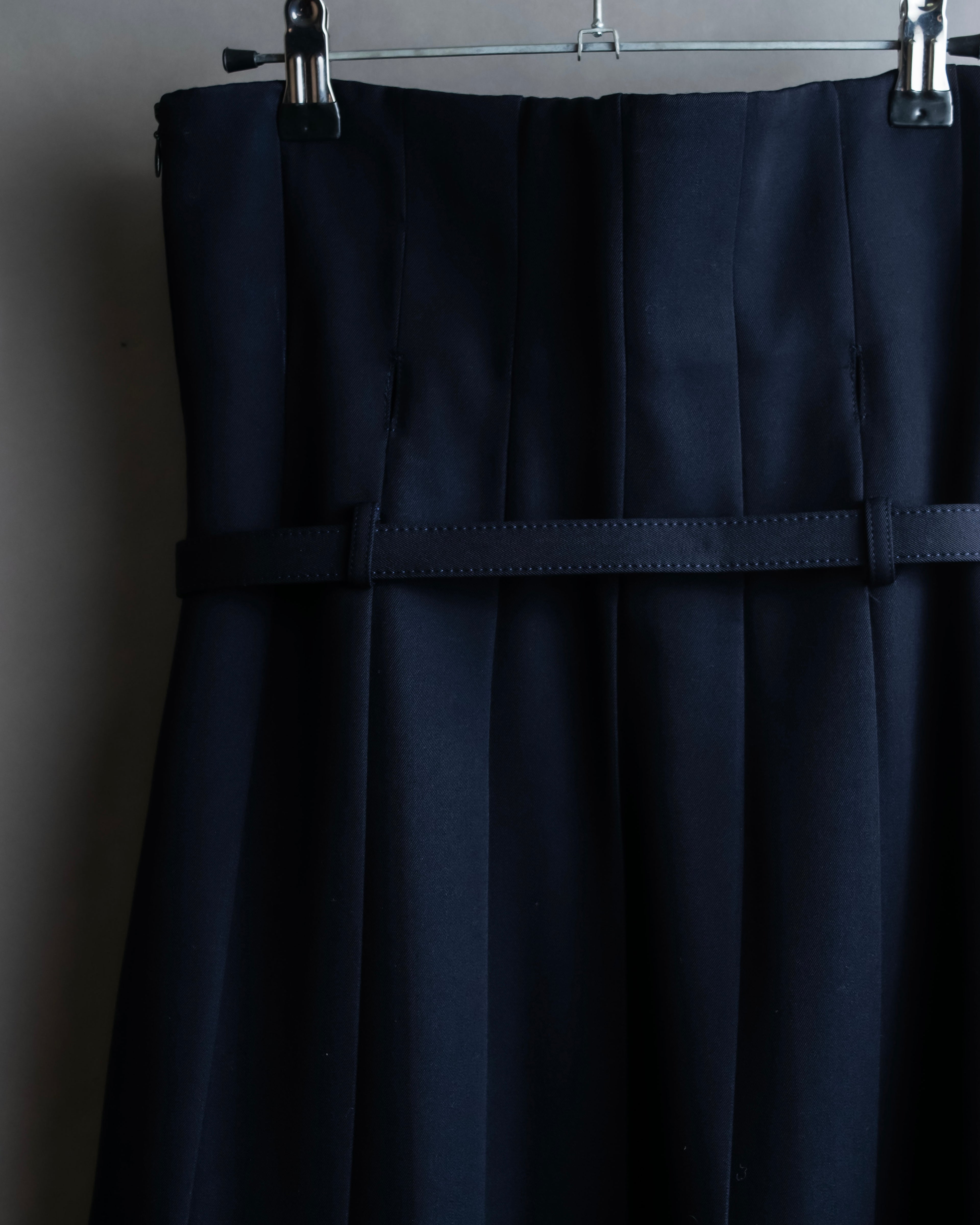 "COMME des GARCONS" Box pleated belted corset skirt