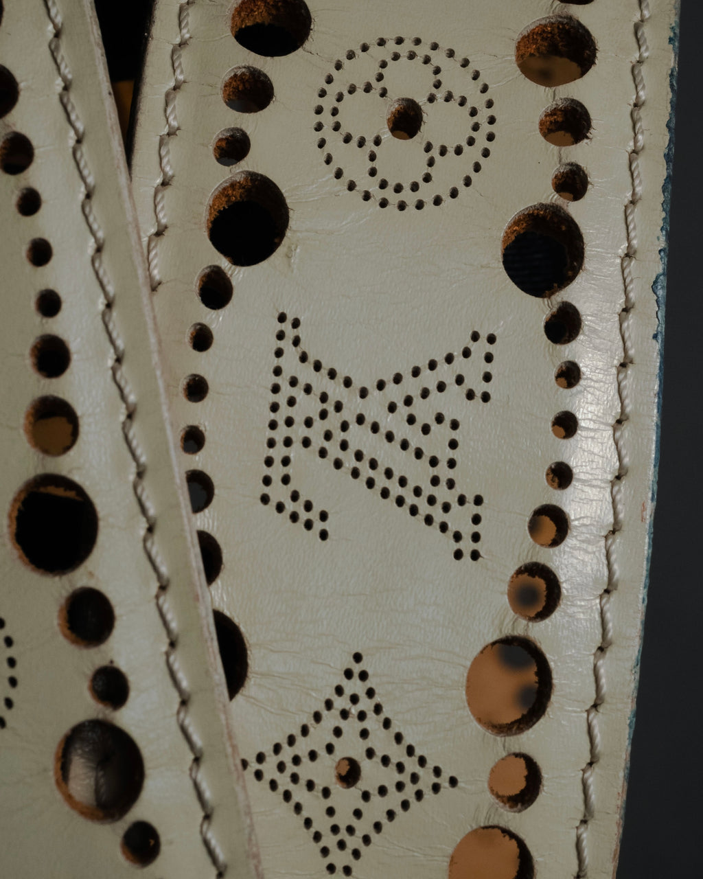 "LOUIS VUITTON" 00’s perforated monogram leather belt