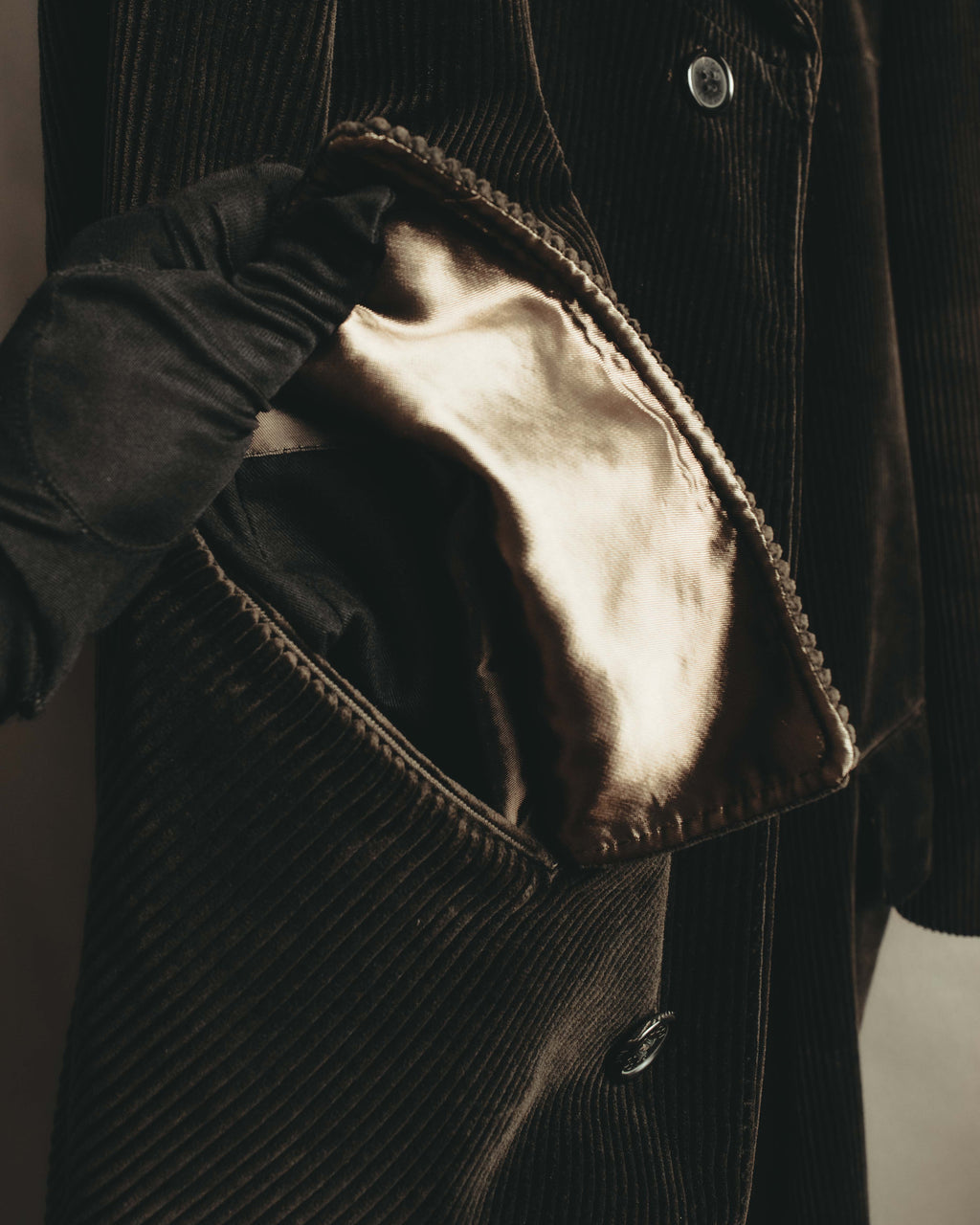 -SPECIAL- "GUCCI" 90's-00's Dark brown corduroy tailored chesterfield coat