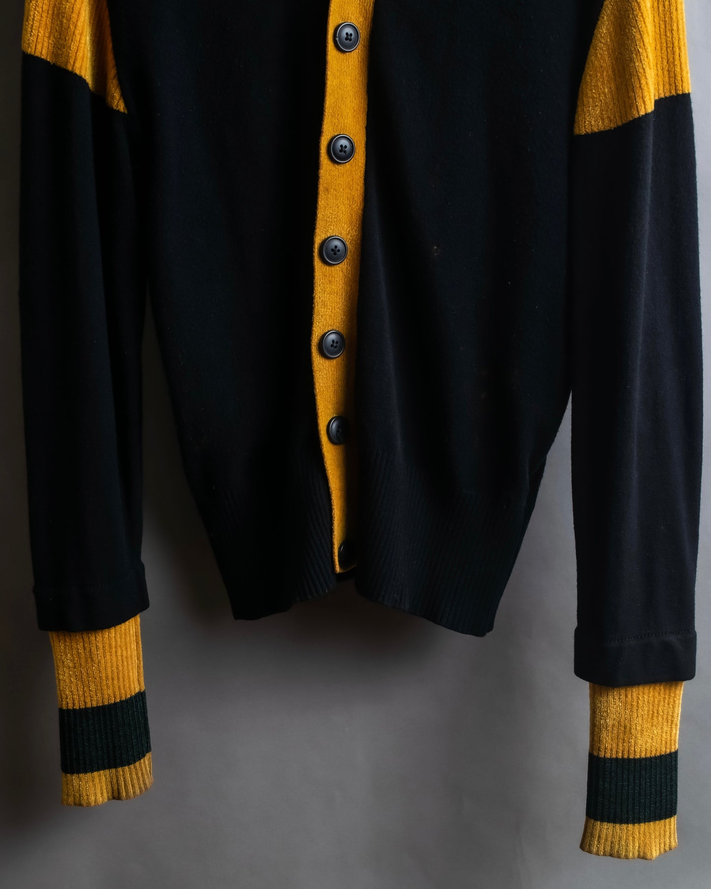 "Vivienne Westwood" Two-tone ribbed switching cardigan