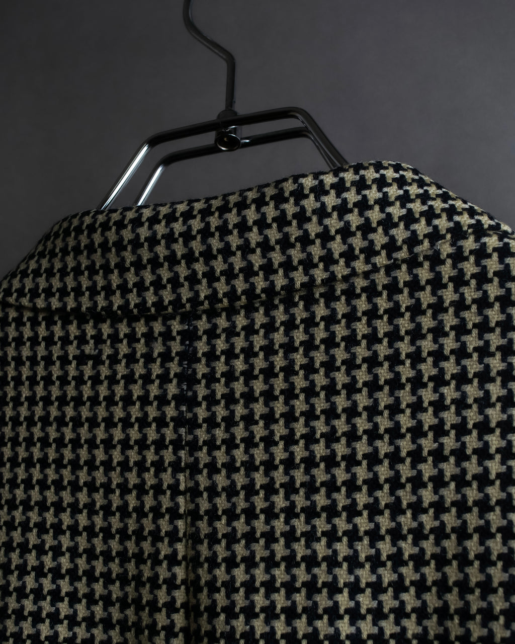 "HUGO BOSS" Houndstooth structured shoulder line tailored jacket