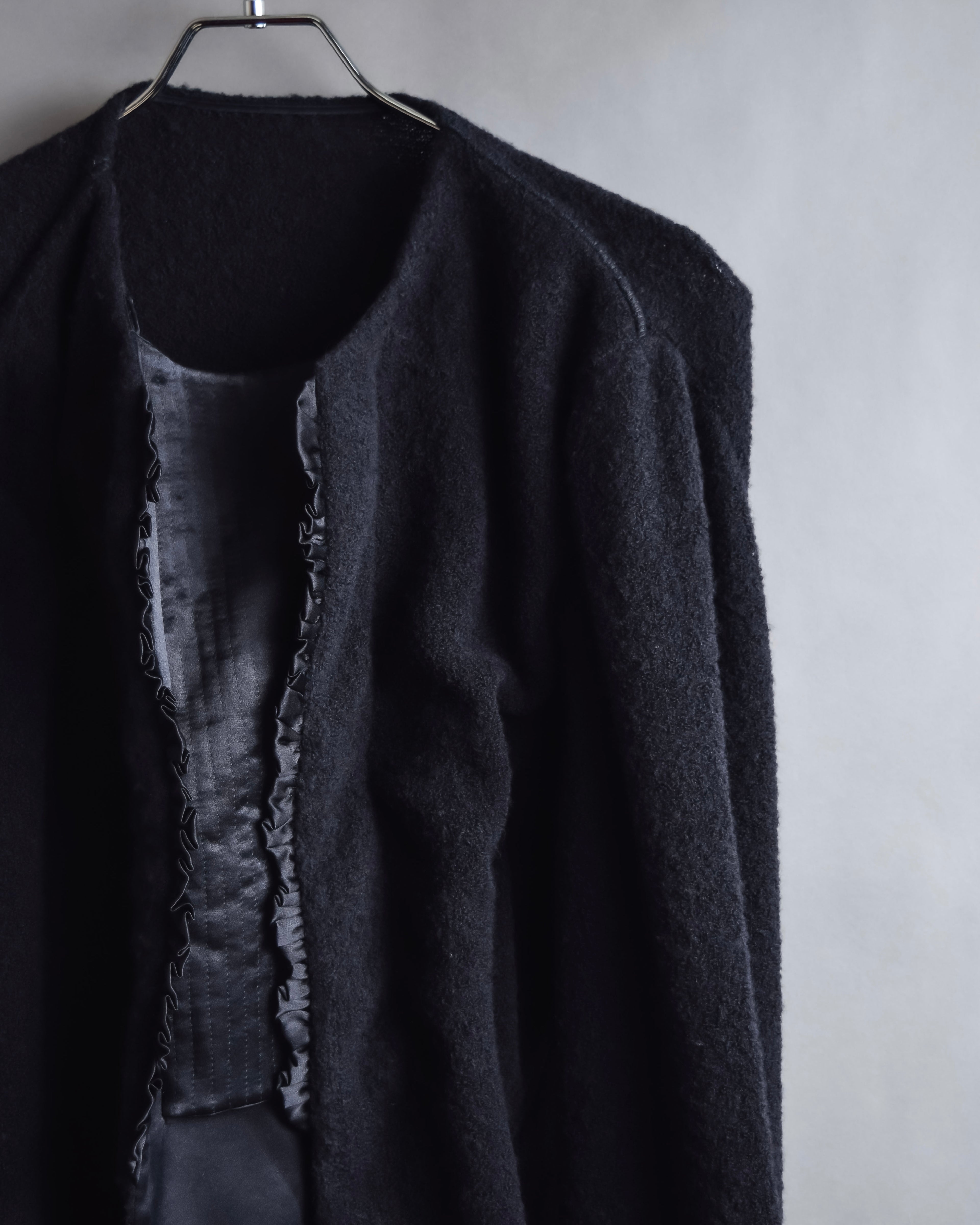 "GIANFRANCO FERRE" Structured wool satin ruffle inner detail set up