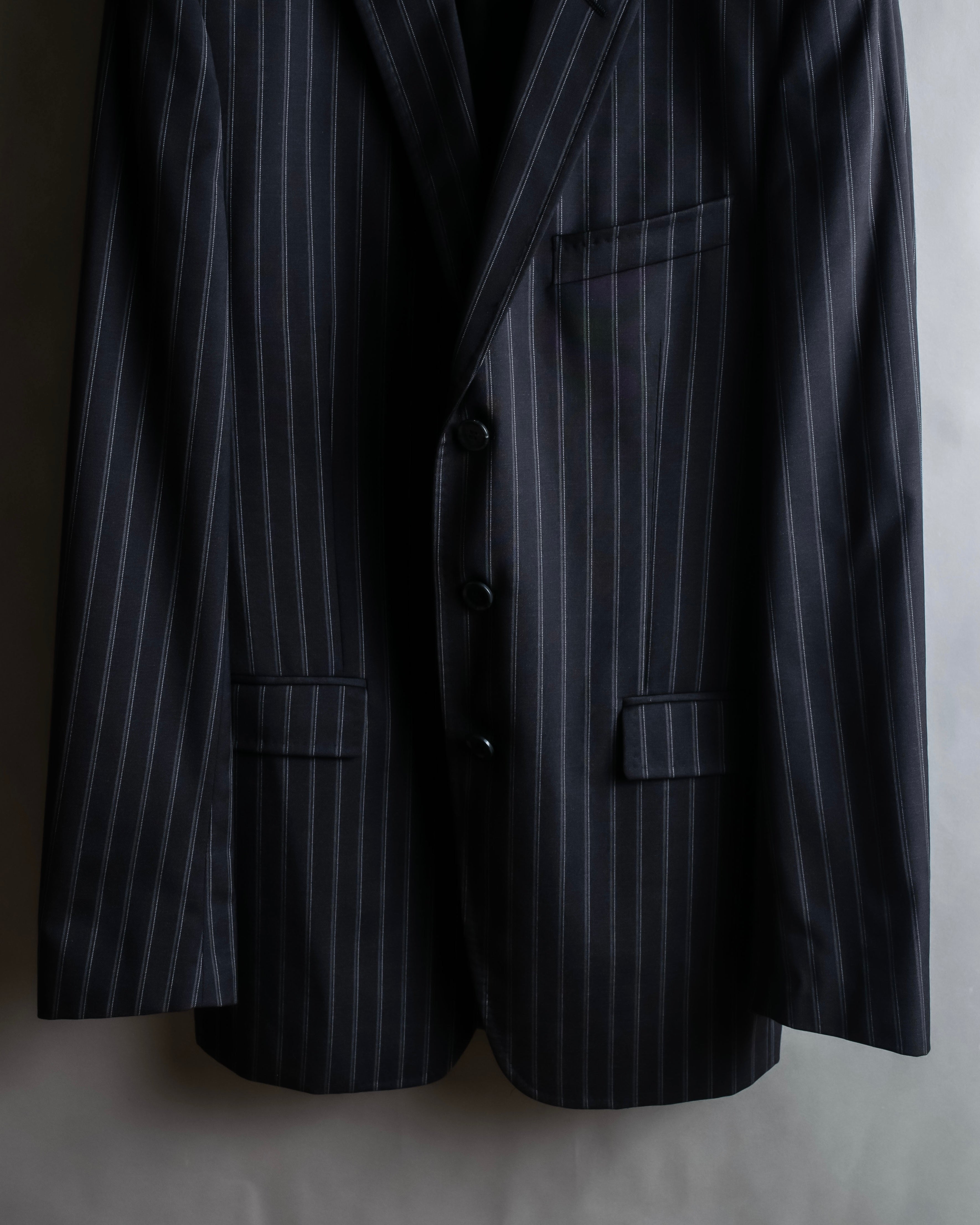 "Dolce & Gabbana" Pinstripe vertical lines emphasized tailored jacket