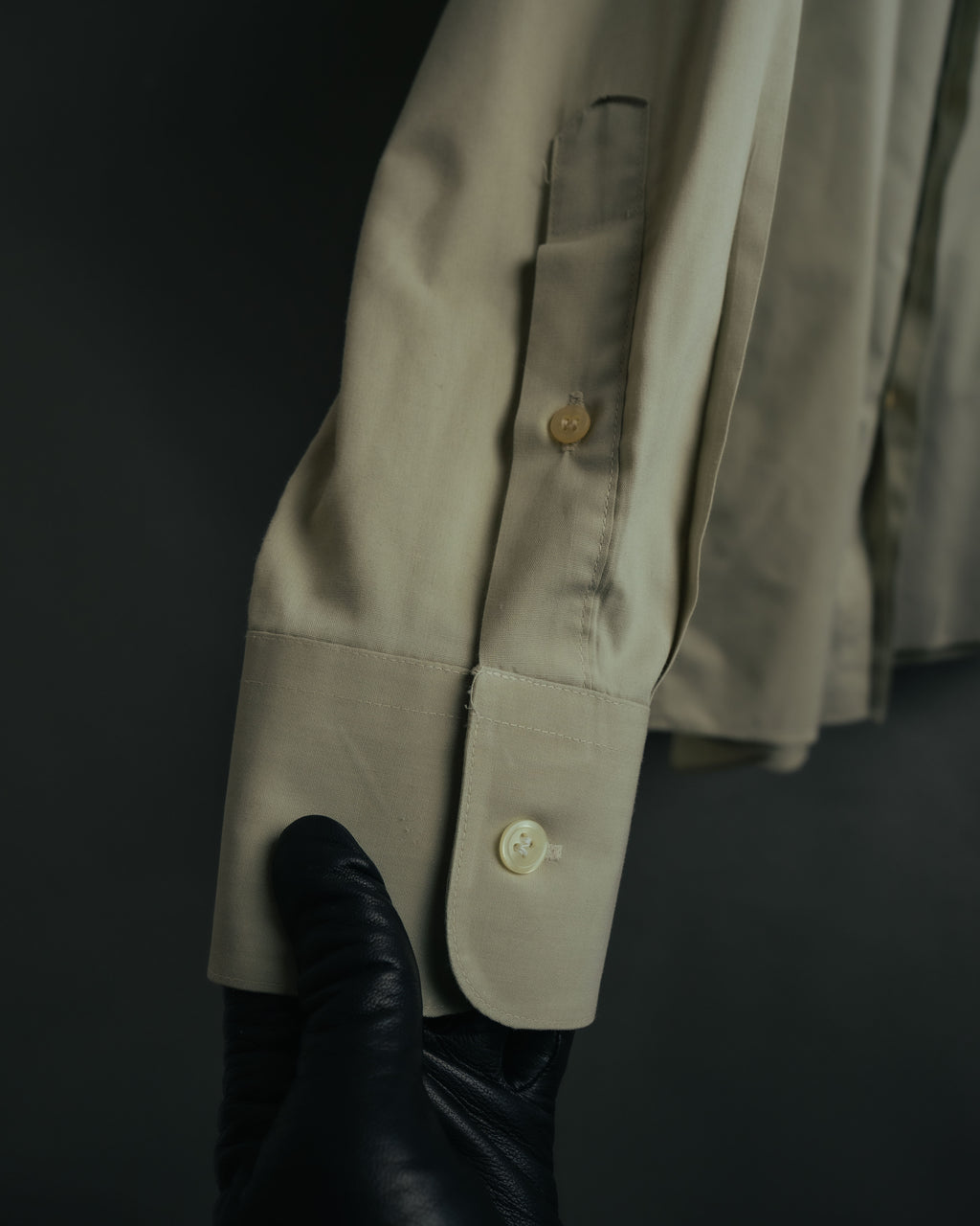 -MOOD Vintage Collections-
90’s Round collar fly front shirt