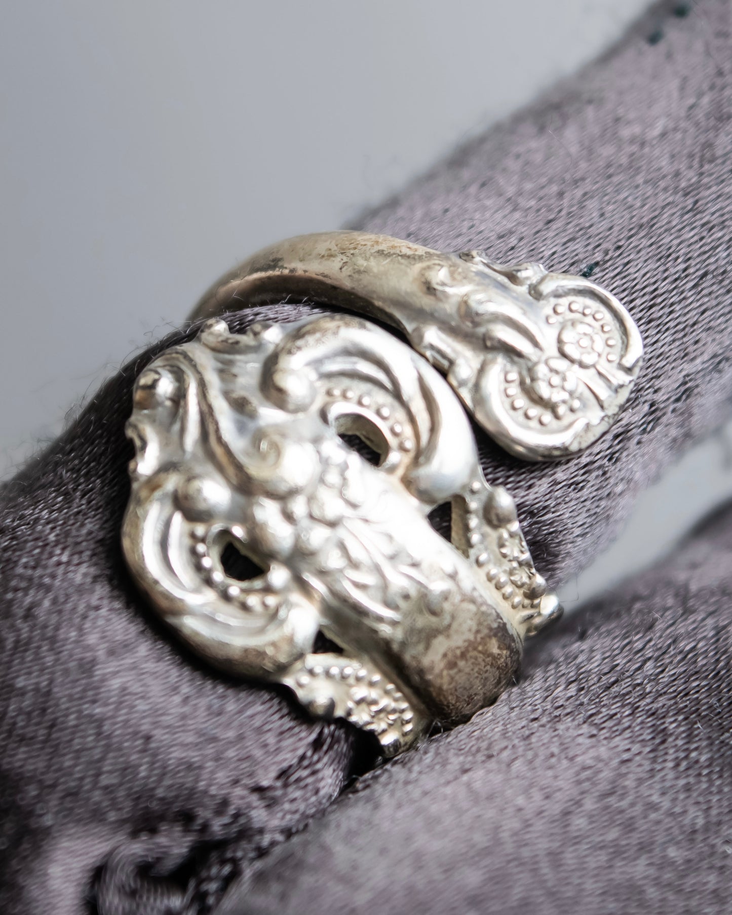 "Camusso" Sterling silver floral engraved spoon ring