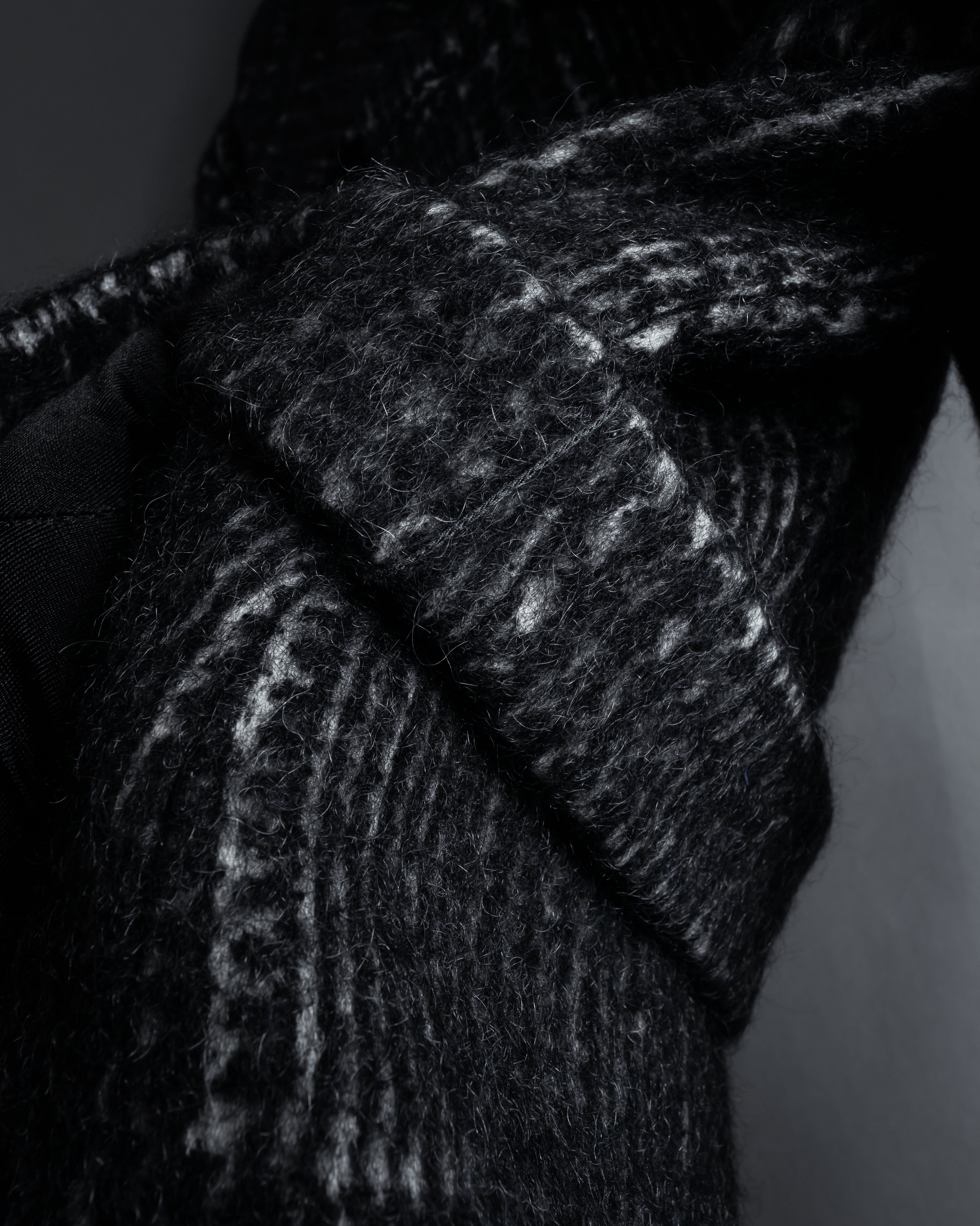 “MAX&Co.” Double-breasted houndstooth tweed coat