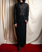 "ISSEY MIYAKE" Layered design high neck delicate knit