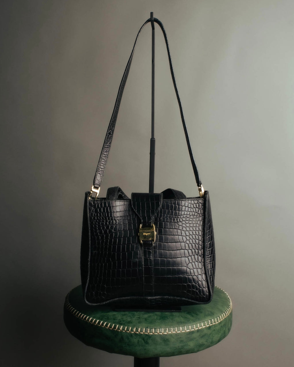 "Salvatore Ferragamo" 90's-00's Croc embossed leather shoulder bag