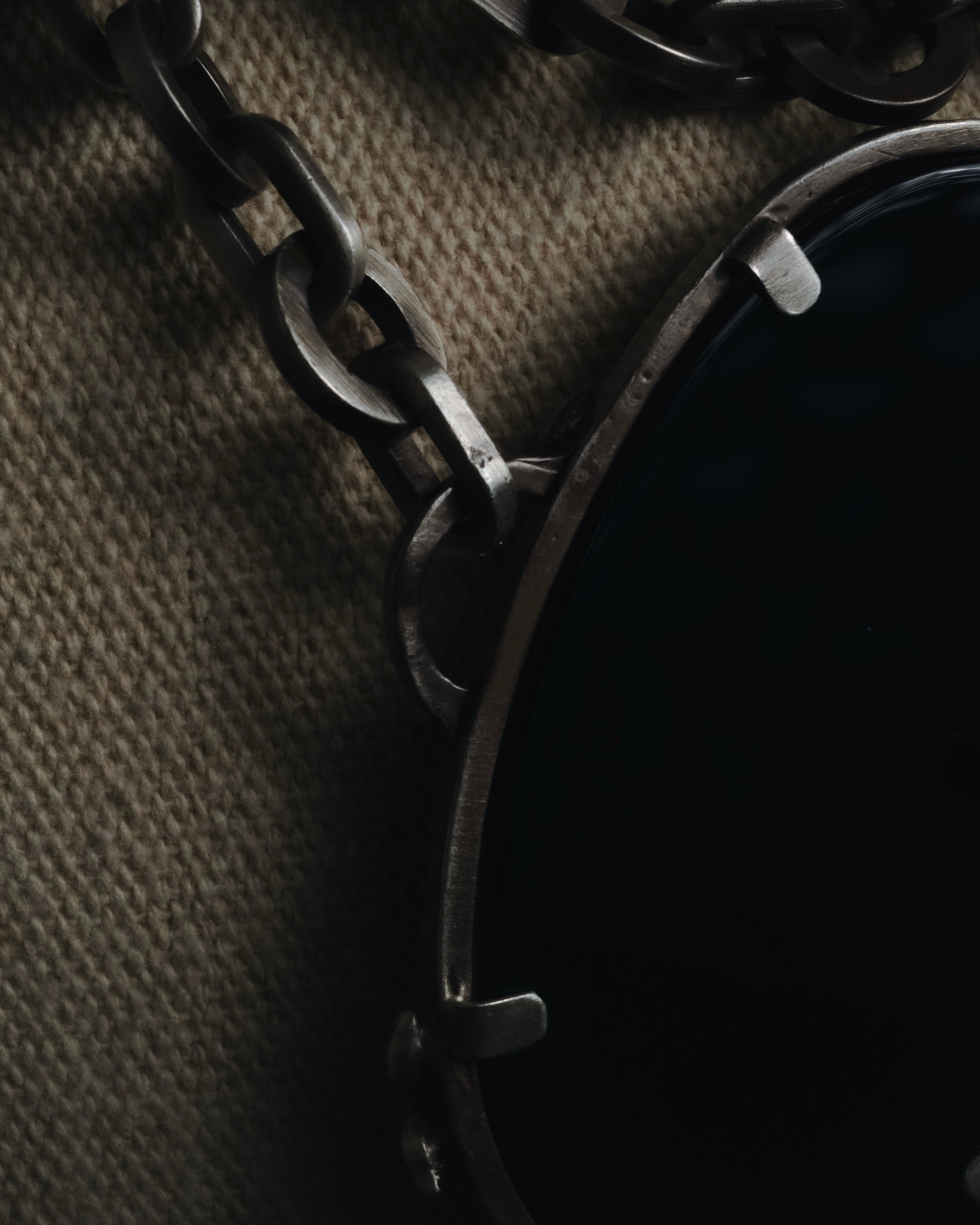 "VALENTINO GARAVANI" 2010’s dark romantic statement necklace＆belt