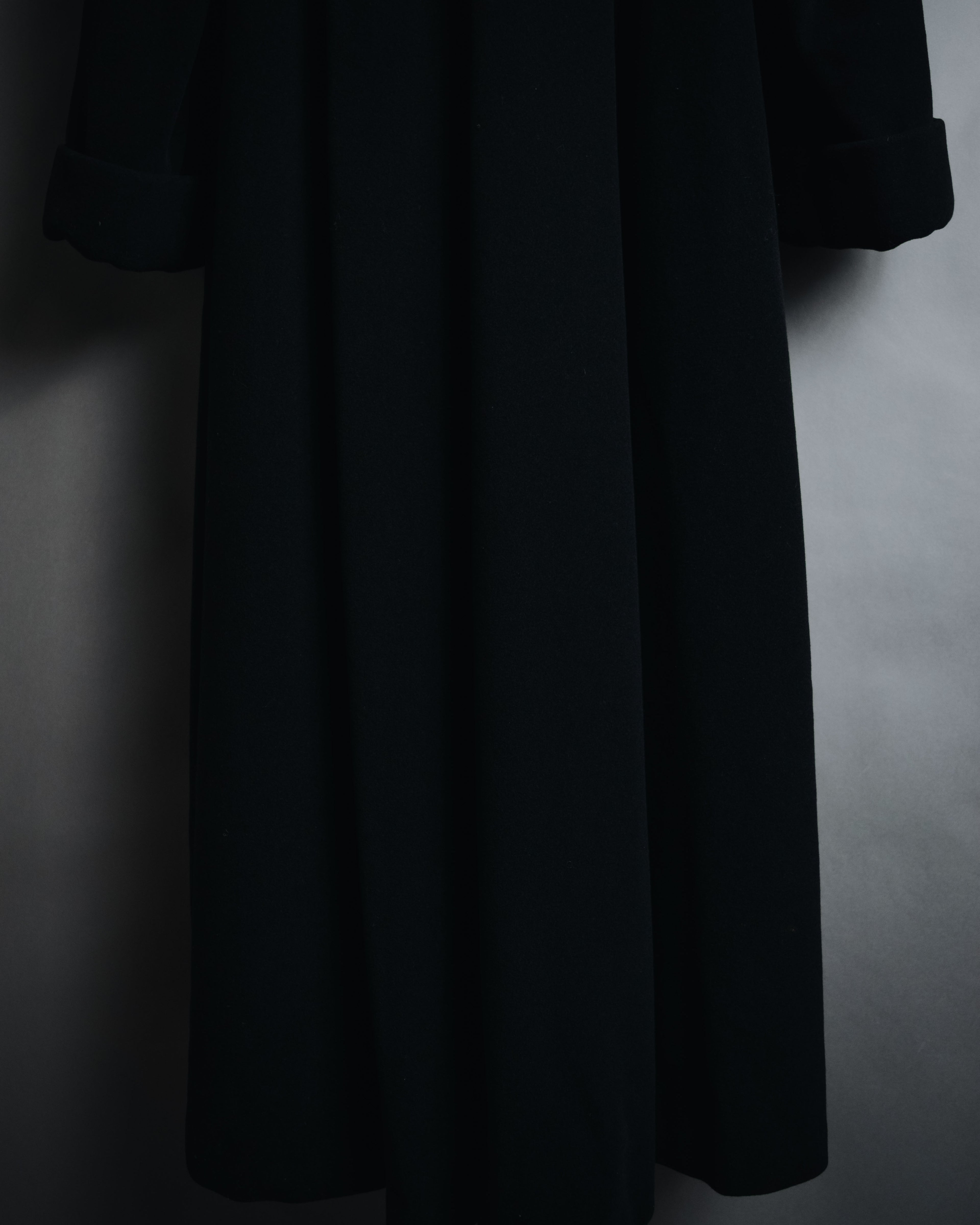 –SPECIAL– "EMPORIO ARMANI"
90’s Stand collar long coat