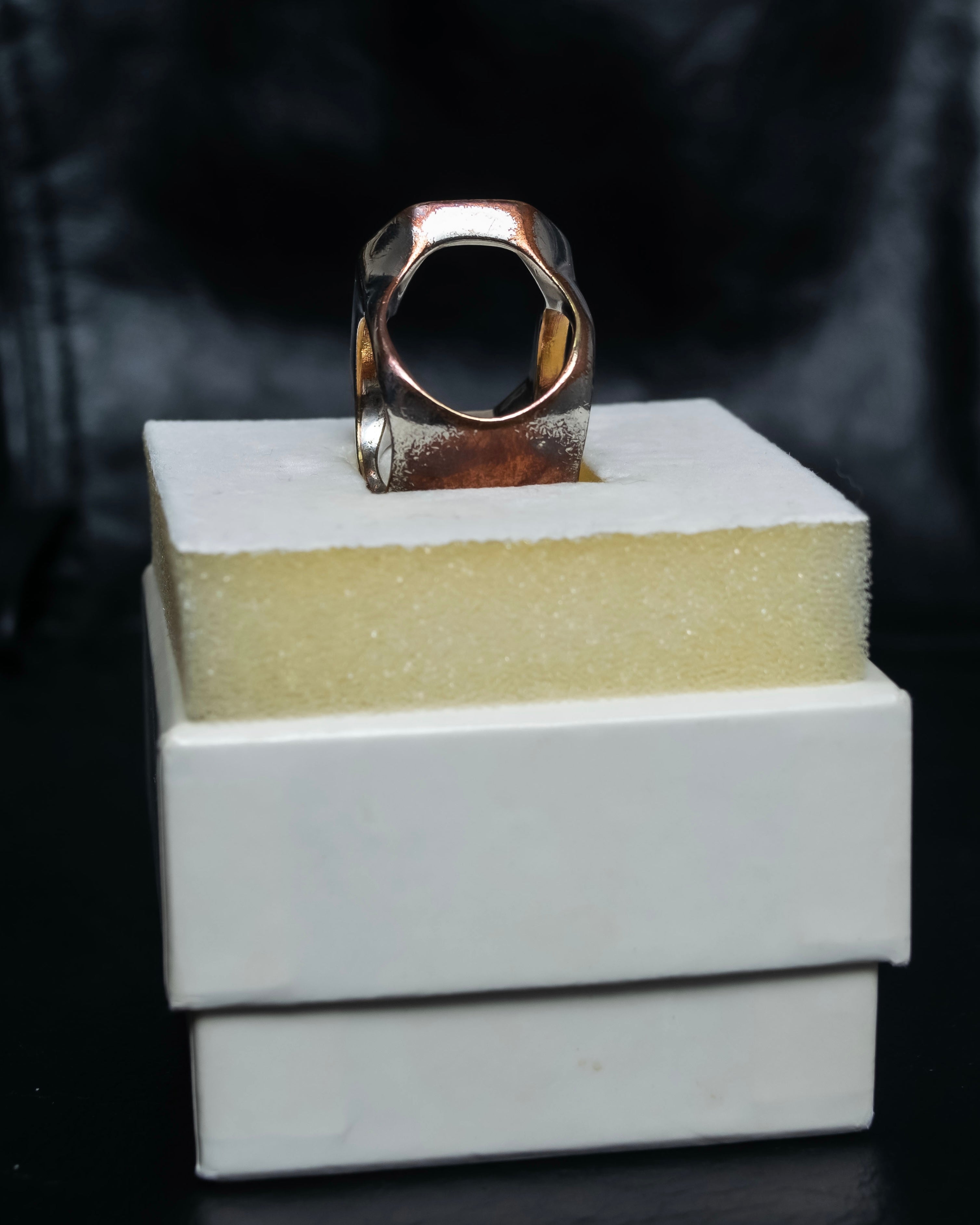 "Maison Margiela" octagon designed 2-way ring