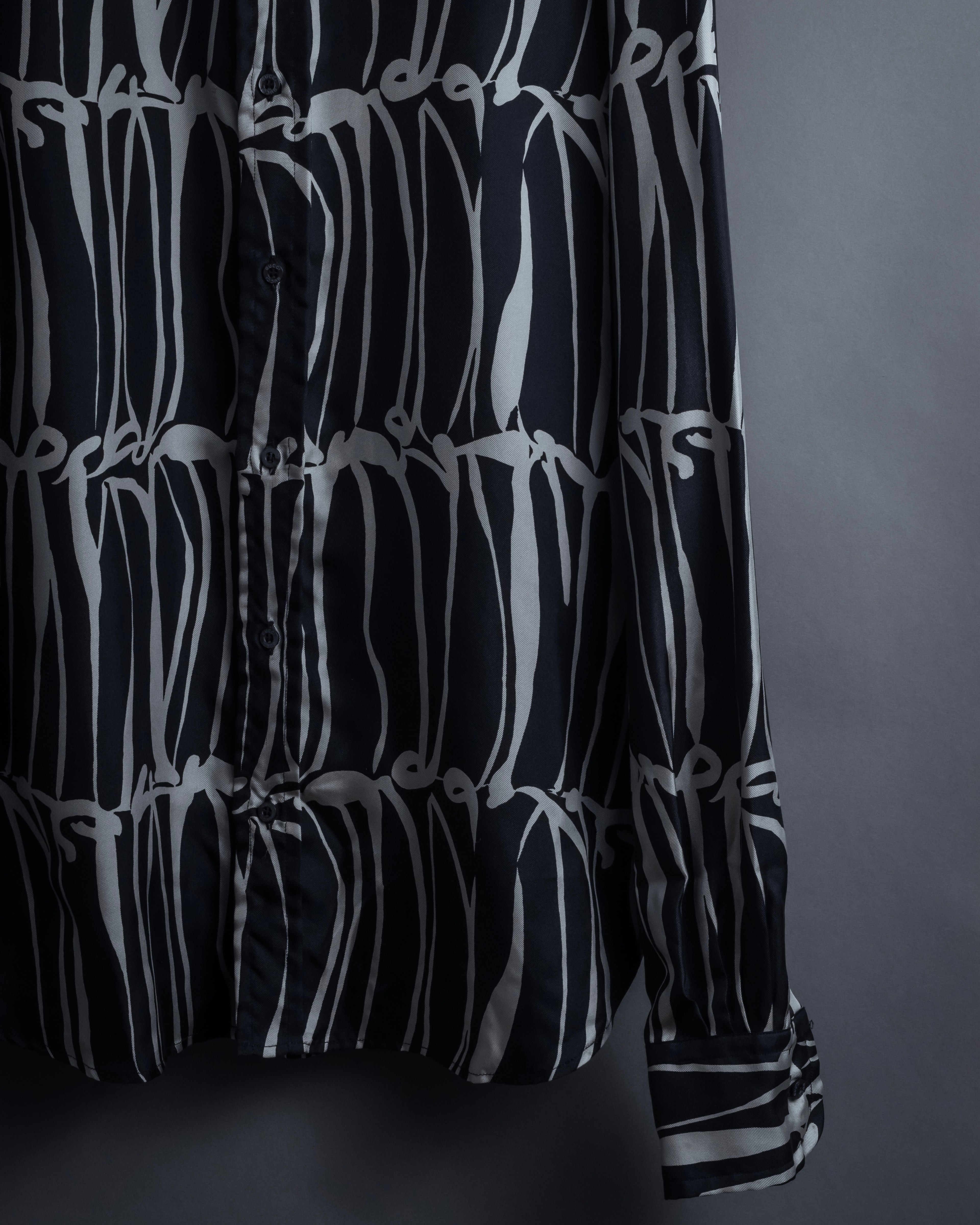 "GUCCI" Handwritten calligraphy pattern silk shirt