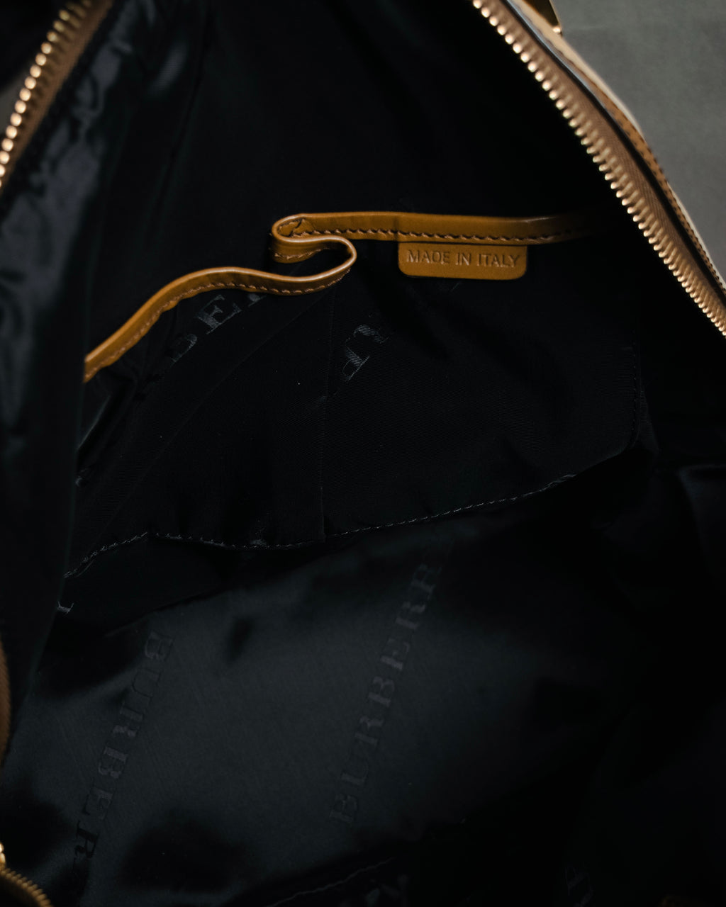 –SPECIAL– "BURBERRY"
2012 Orchard bowling bridle nubuck leather bag