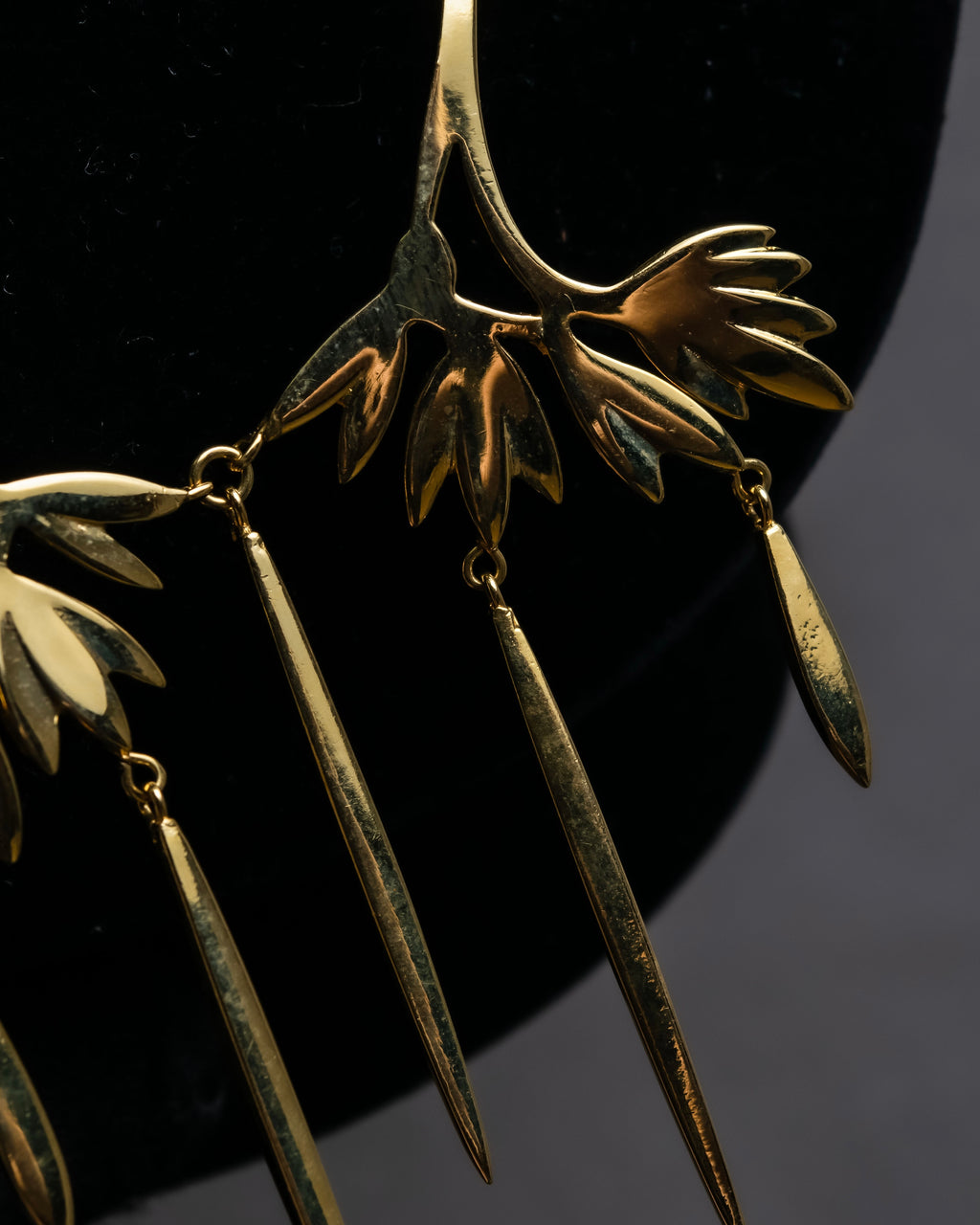 "Christian Dior" Branched leaf motif gold necklace