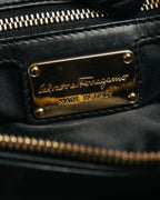 –SPECIAL– “Salvatore Ferragamo“ 00’s-10’s Black leather dome handbag