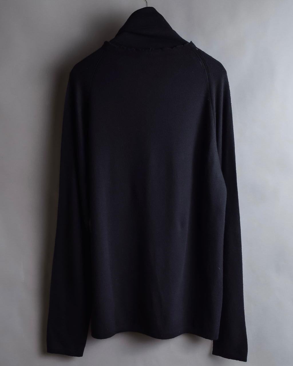 "DIOR" Edith Slimane period double high neck processing knit