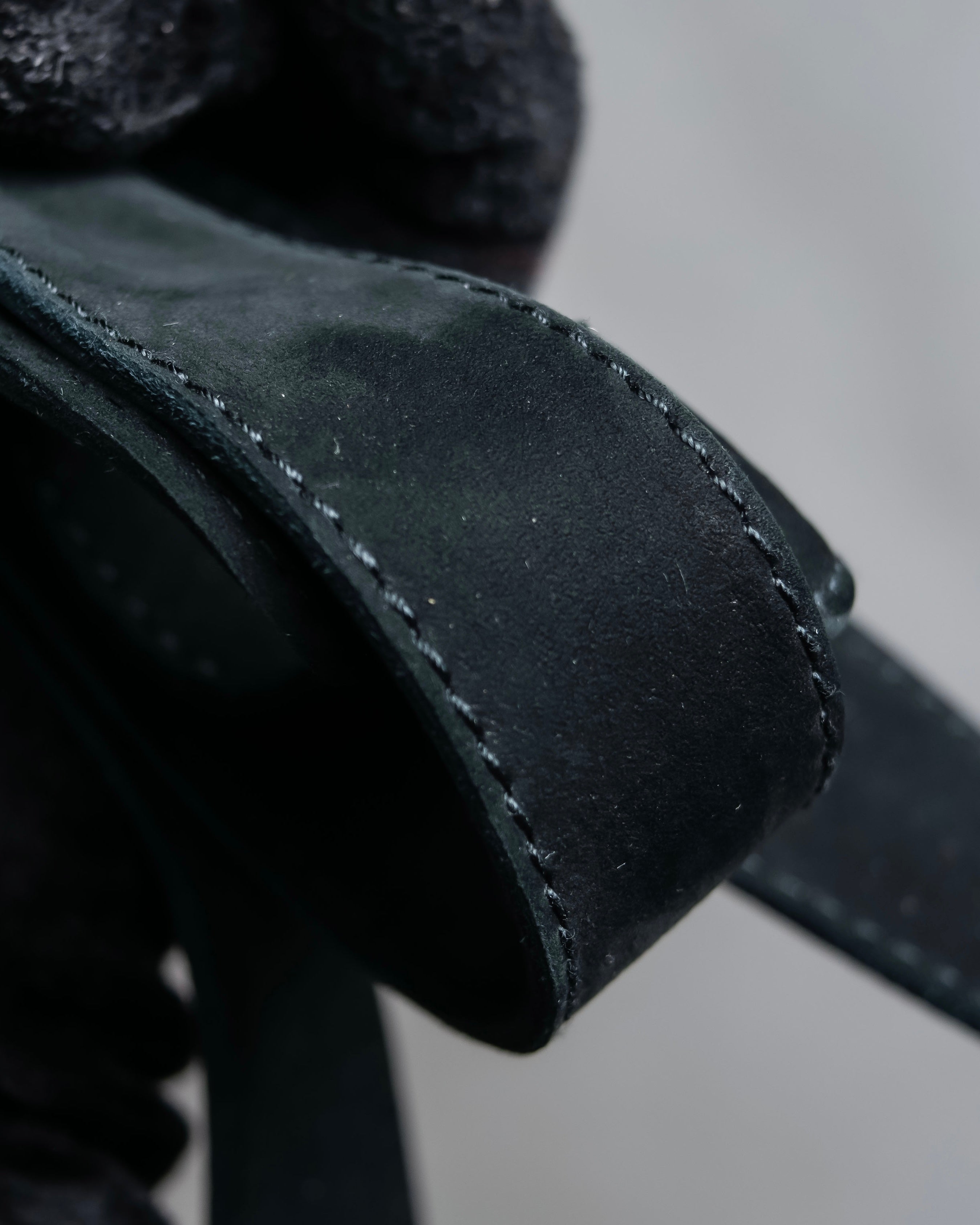 "HERMES" Tout en Douceur black suede panel line shoulder bag