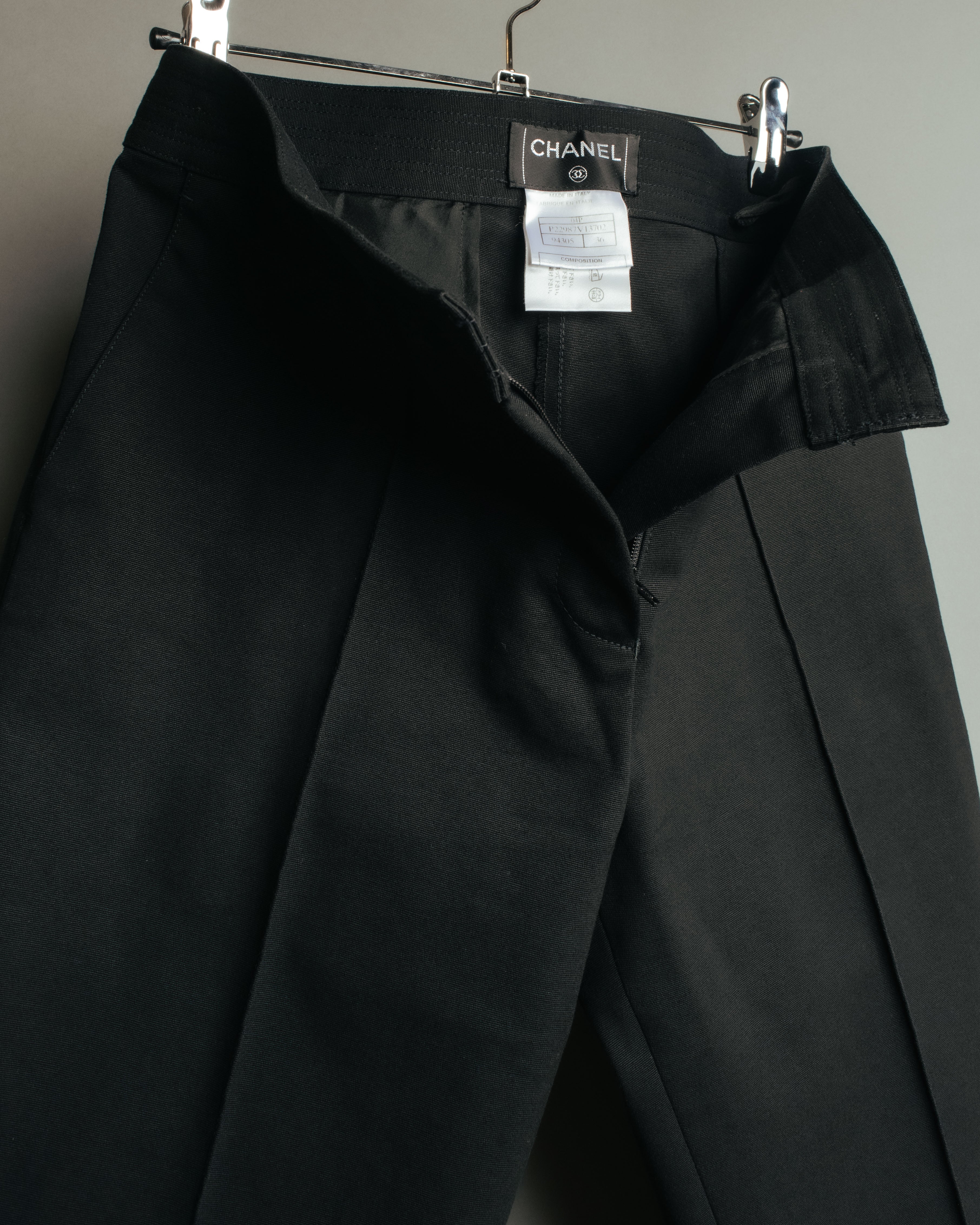 “CHANEL” 2004 Spring grosgrain straight trousers