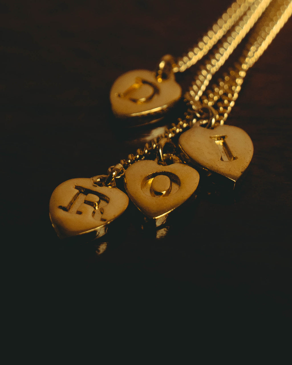 “Christian Dior” 00’s Dior heart charm tassel necklace
