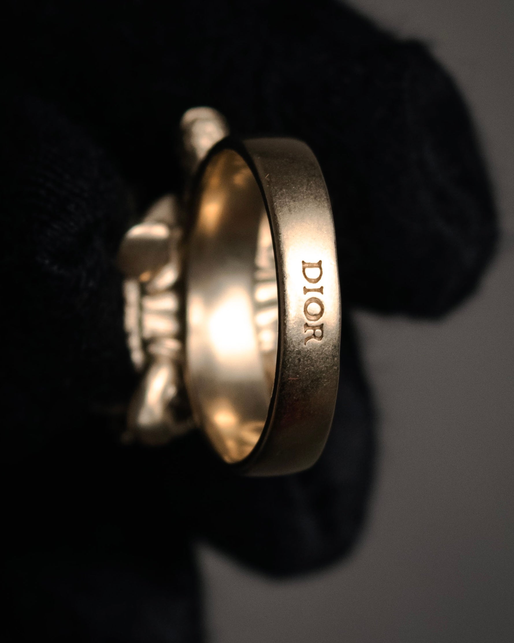 “DIOR” 2010’s sculptural turtle floral motif ring