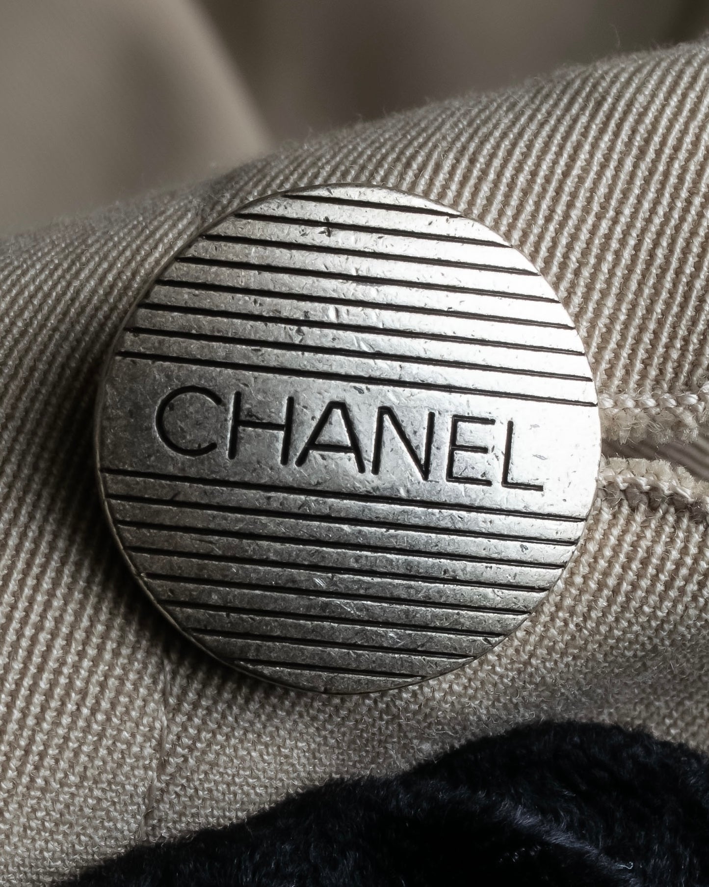 "CHANEL" Large lapel double breasted straight line coat