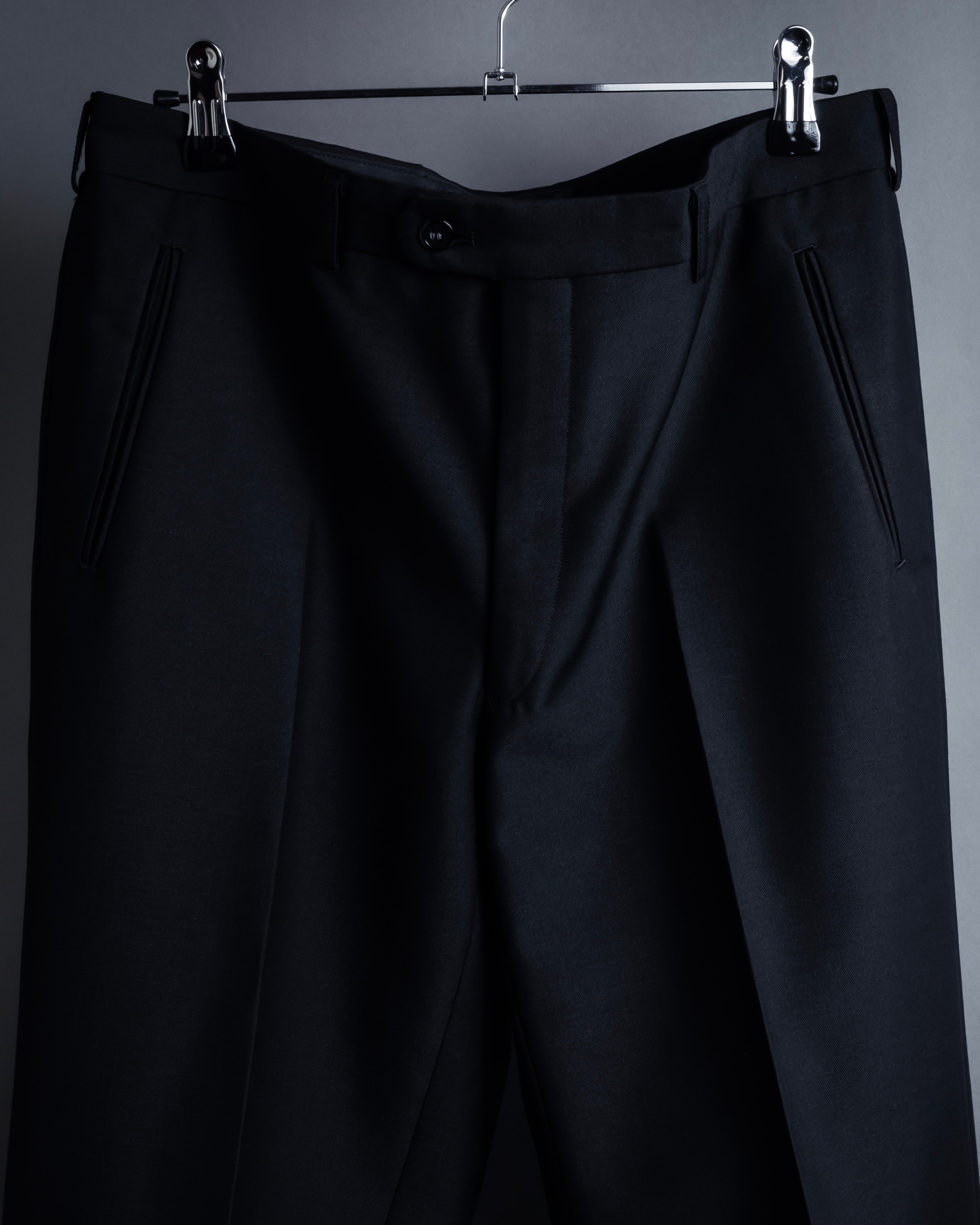 "YVES SAINT LAURENT" Strongly tailored shaped wool set up