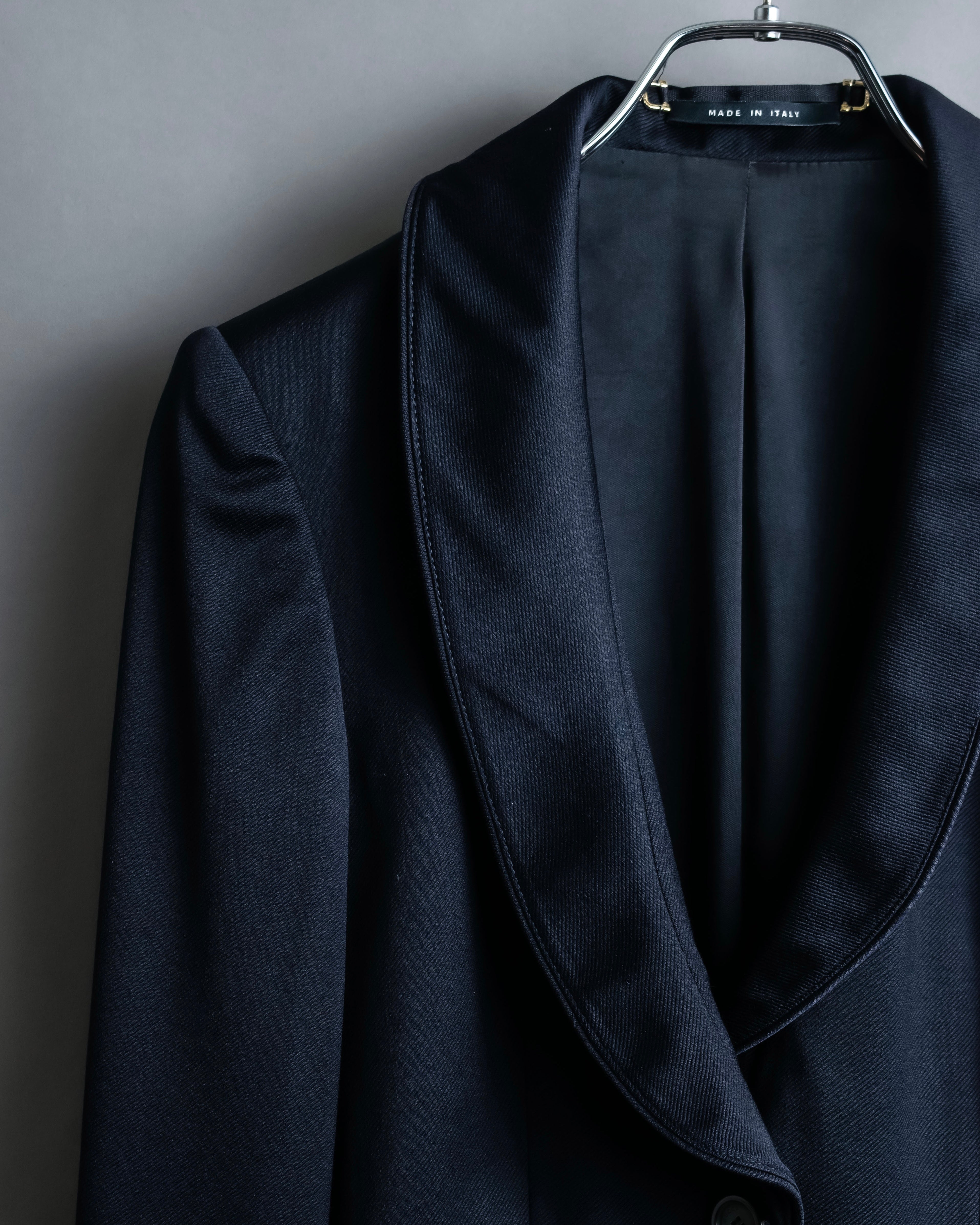 "GUCCI" Shawl collar glossy black jacket