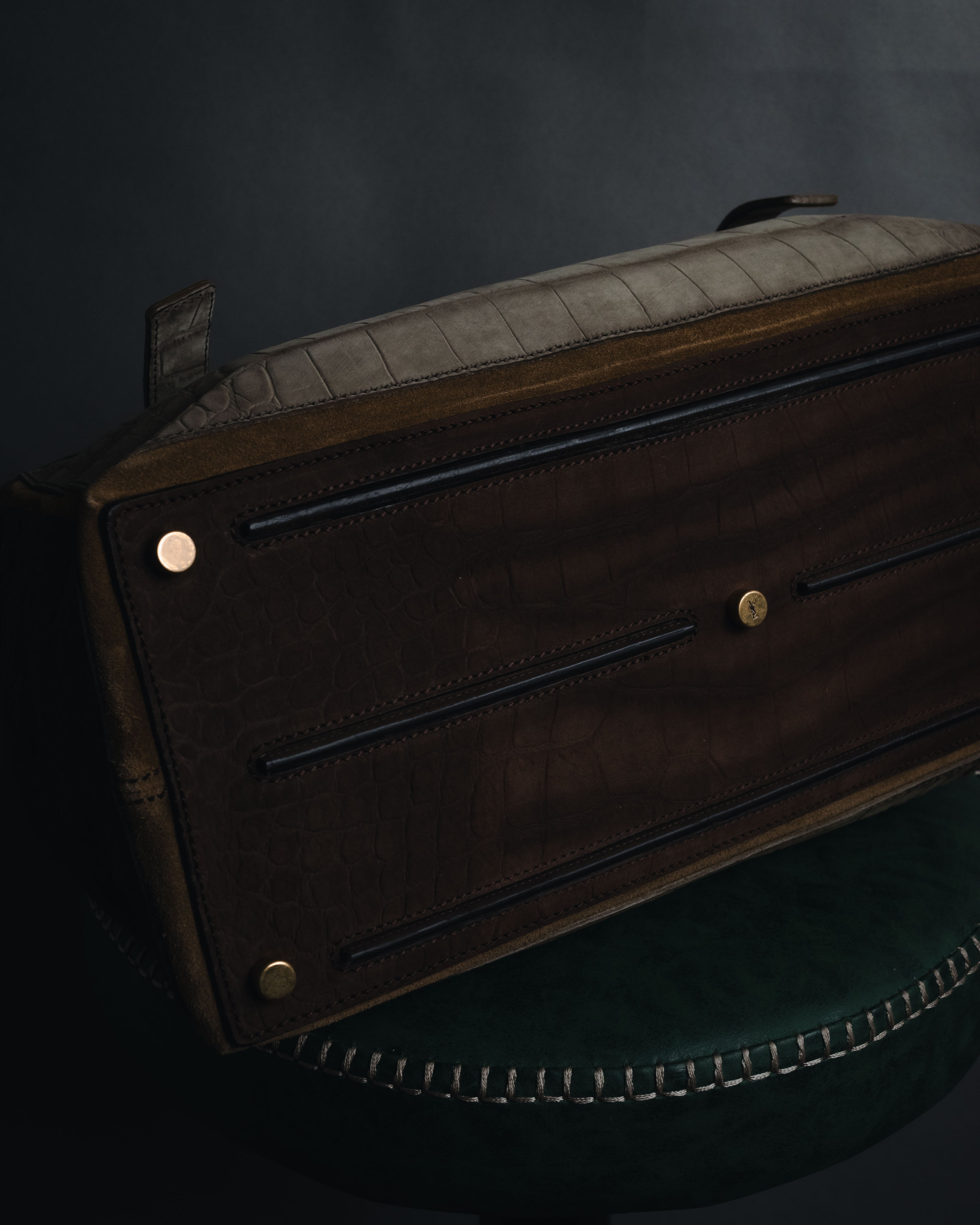 –SPECIAL– "YVES SAINT LAURENT"
2008-2012 Croc embossed suede muse two bag