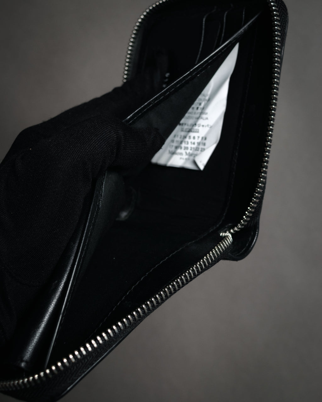 "Maison Margiela" 2020SS tabi sole patch zip wallet