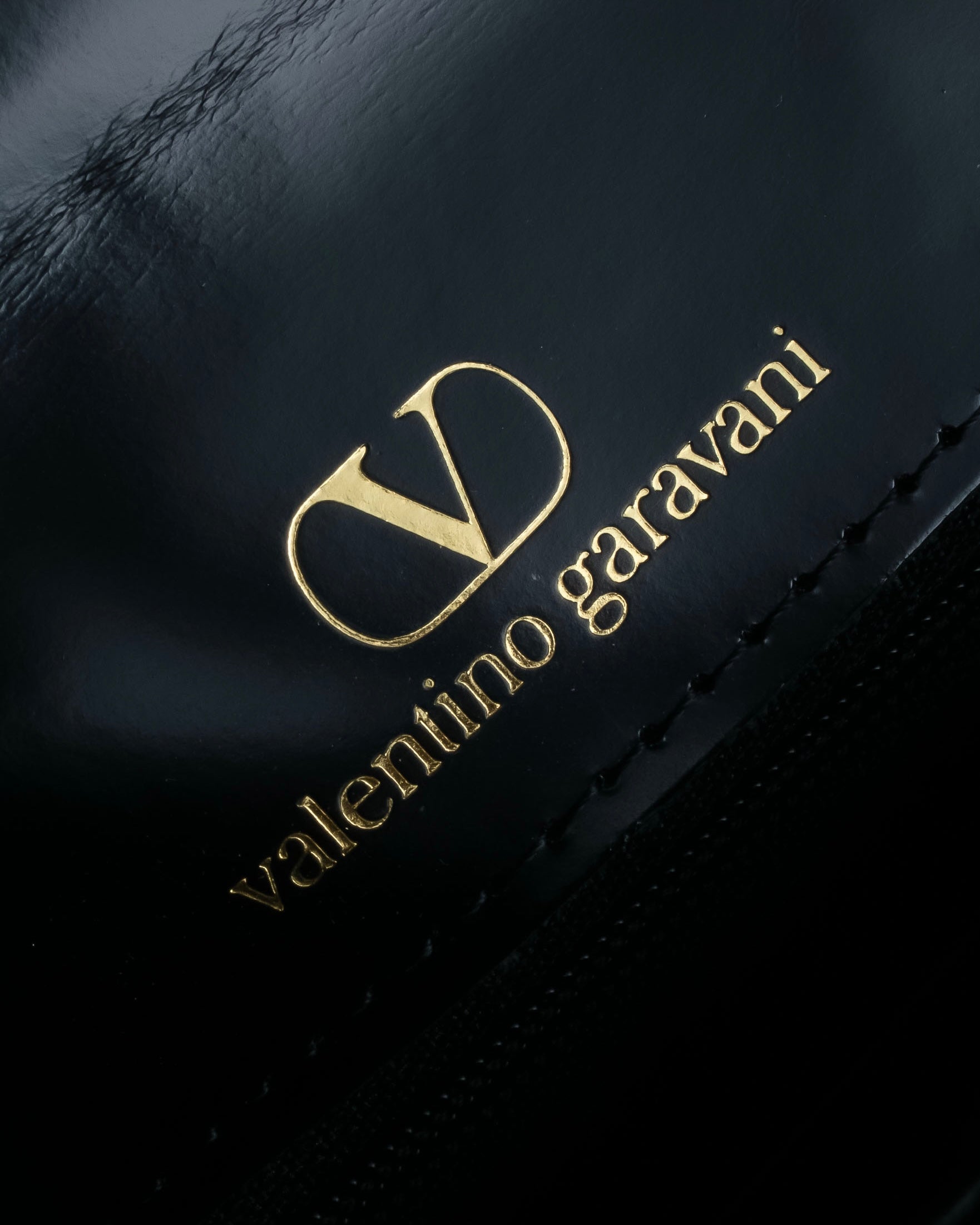 "Valentino Garavani" Logo turn lock parts design leather hand bag