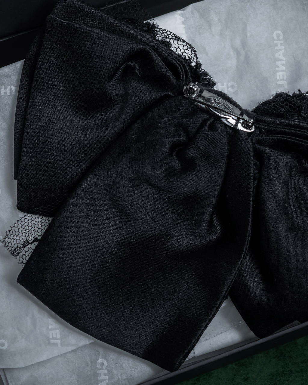 "CHANEL" 16AW Tulle lace design ribbon brooch