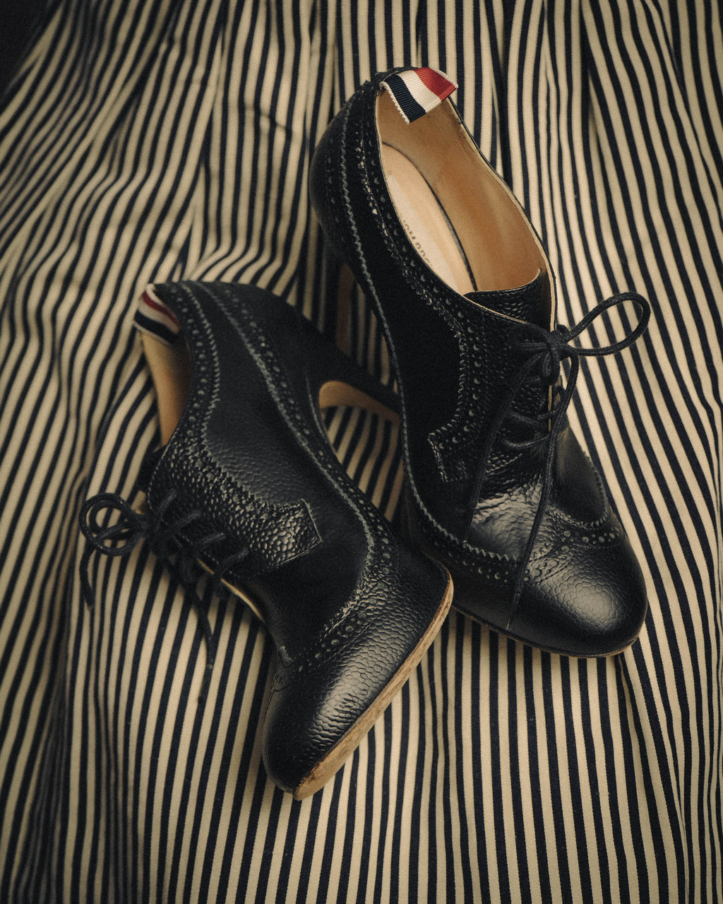 -SPECIAL- “Thom Browne” 2010’s- pebbled leather wingtip lace-up heels