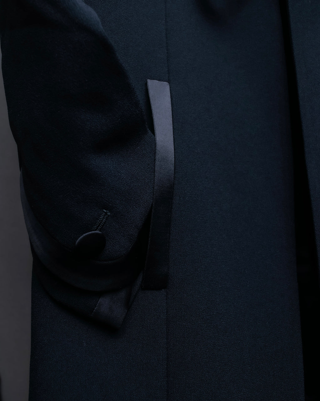 "Karl Lagerfeld" Front ribbon design separate fabric switching long tailored jacket