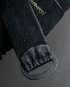 "BURBERRYS" Oval buckle design, supple leather belt