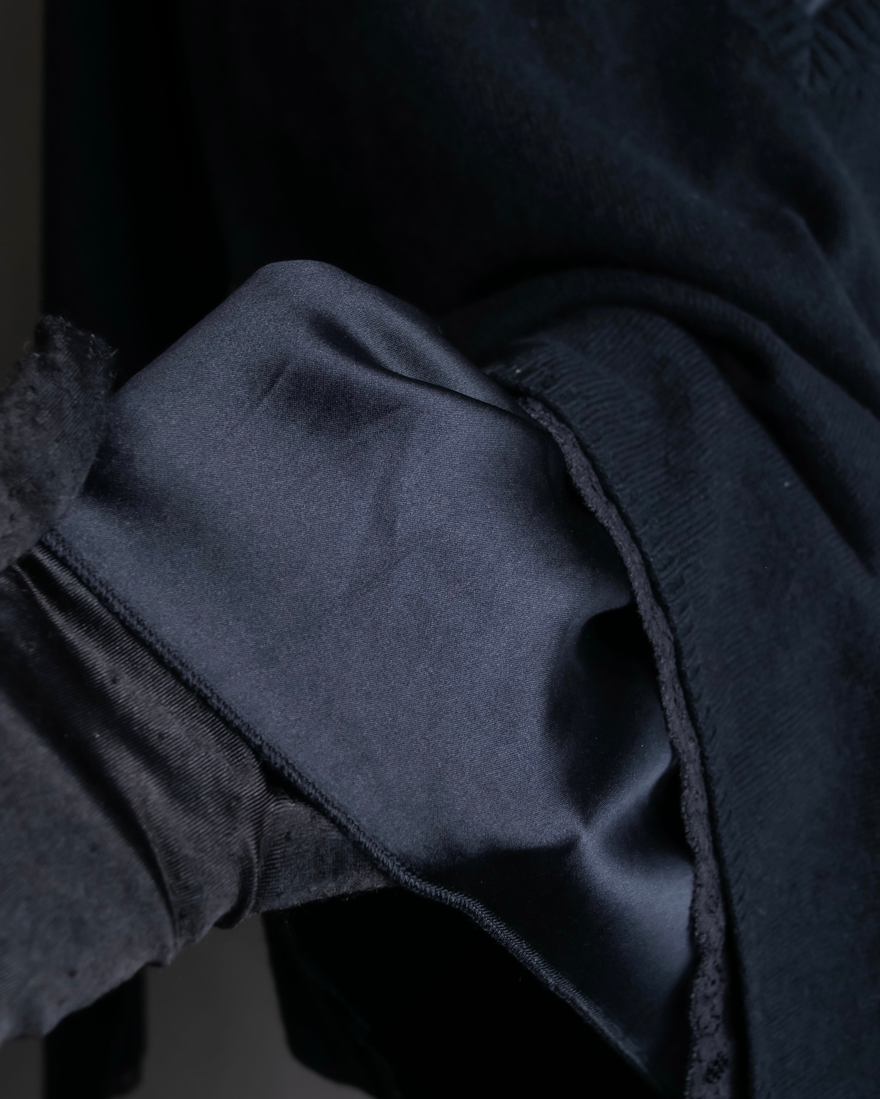 "DOLCE & GABBANA" Lace layered design V-neck knit