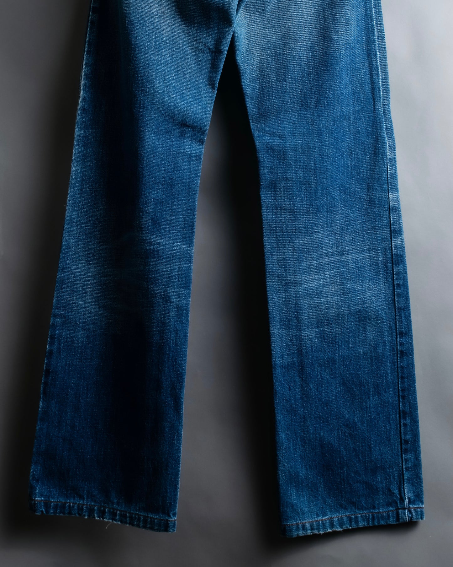 "PRADA" Vintage style three dimensional cut jeans