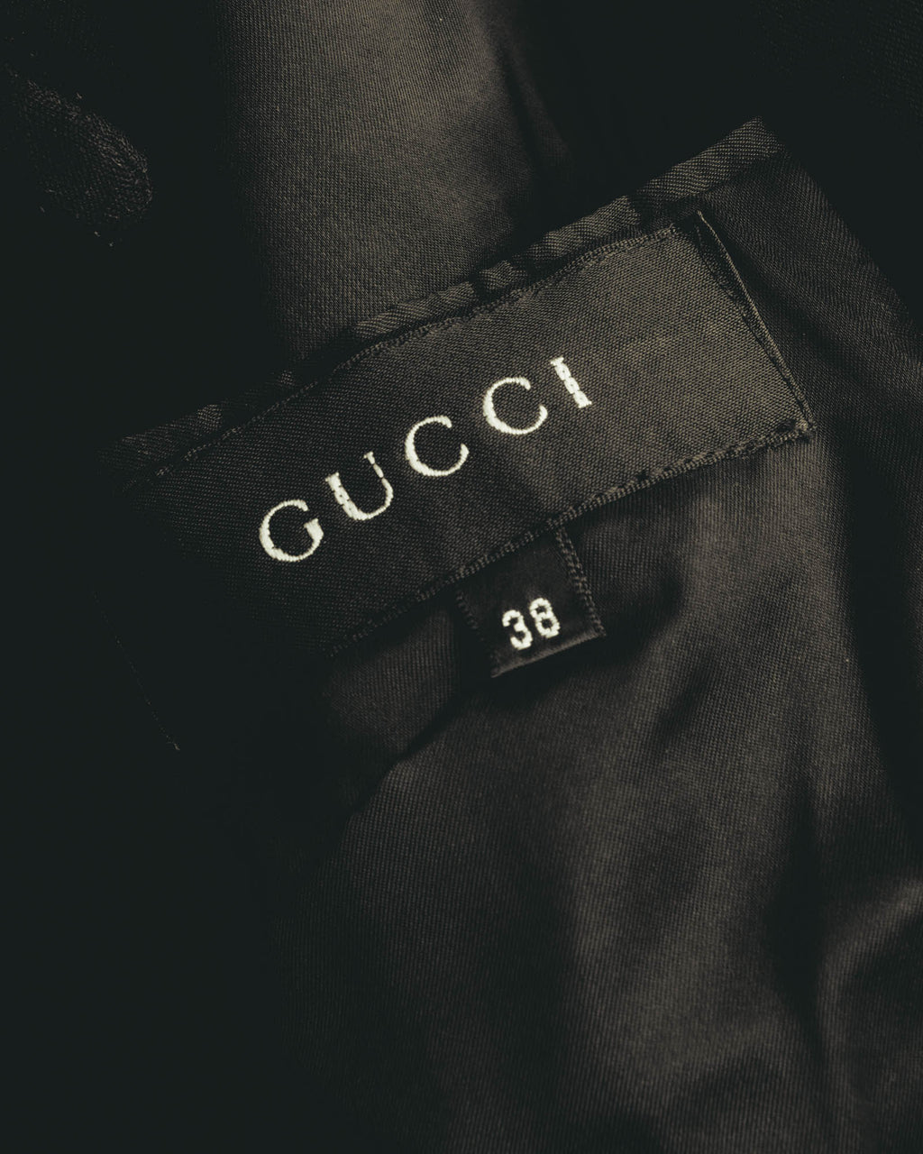 "GUCCI" 90's Sharp black tailored blazer