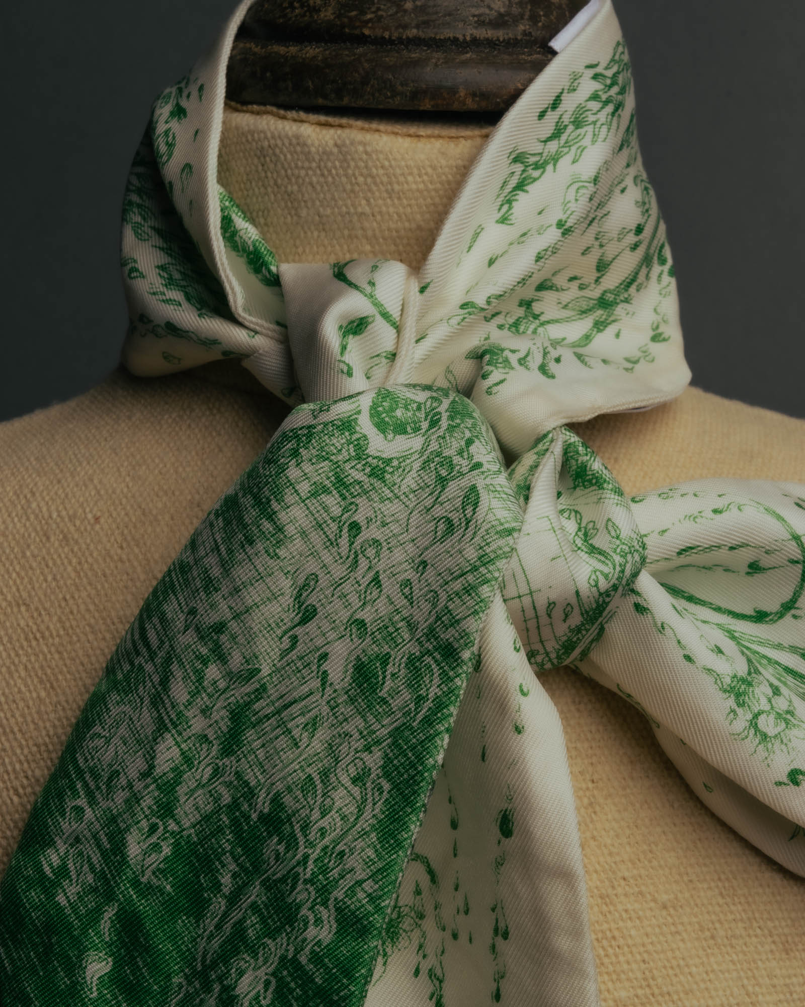 "DIOR" Green printed silk mitzah scarf