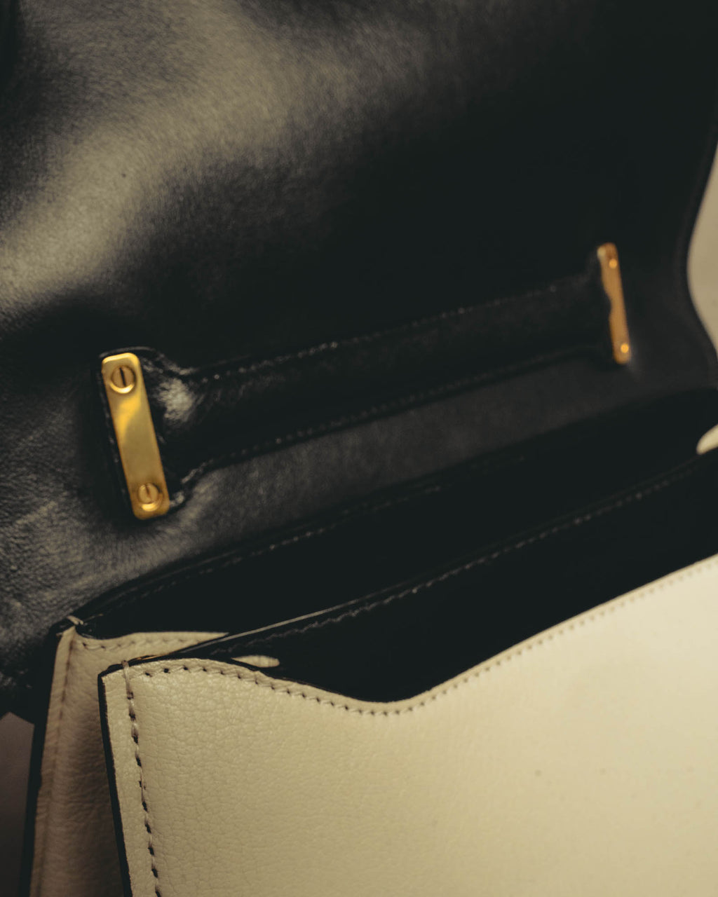 "Salvatore Ferragamo" 20's Bicolor leather top-handle bag