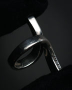 “GUCCI” 1990’s-2000’s Amethyst bypass silver ring