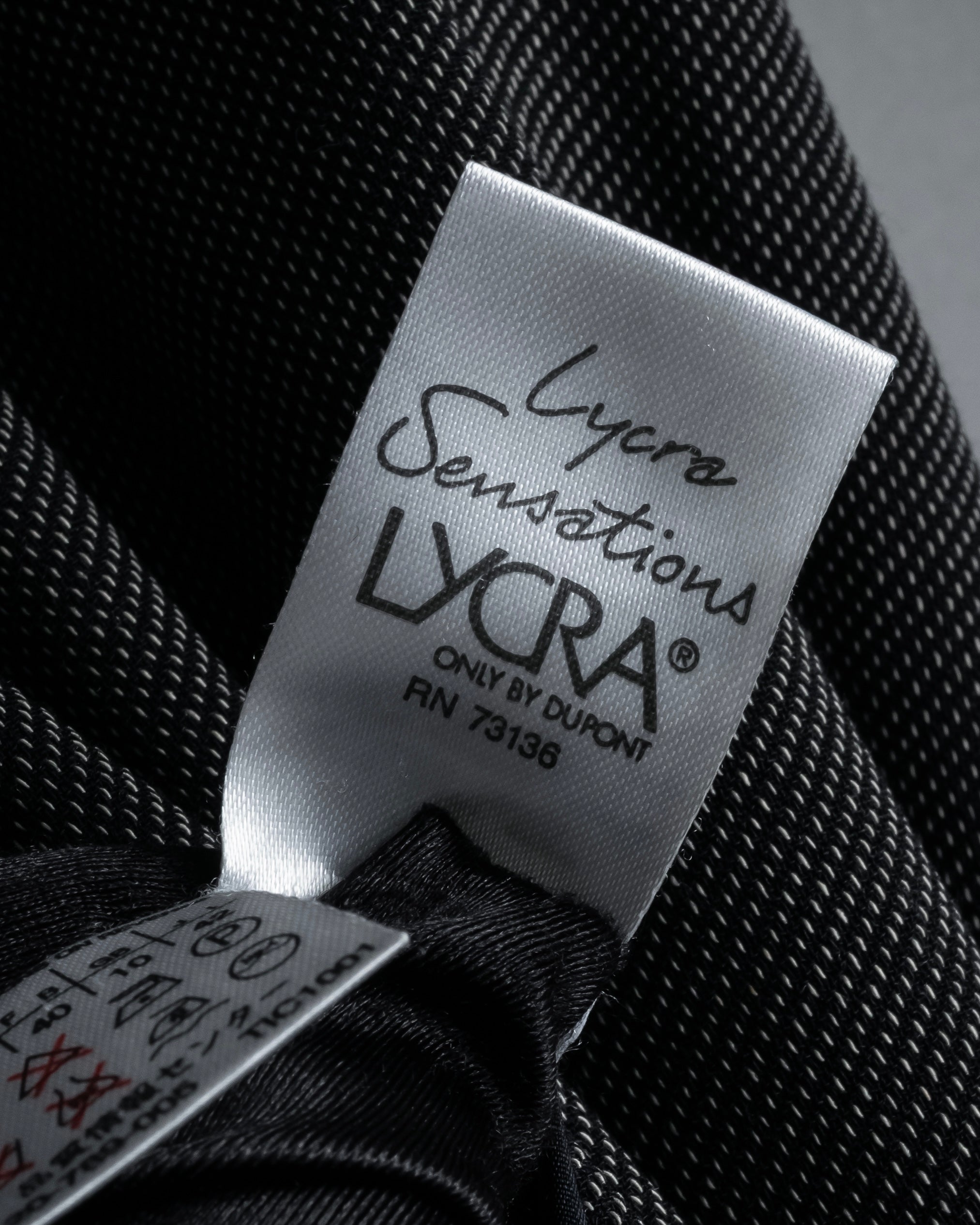 "Max Mara" 90’s-00’s Minimal fly-front stretch sten collar jacket