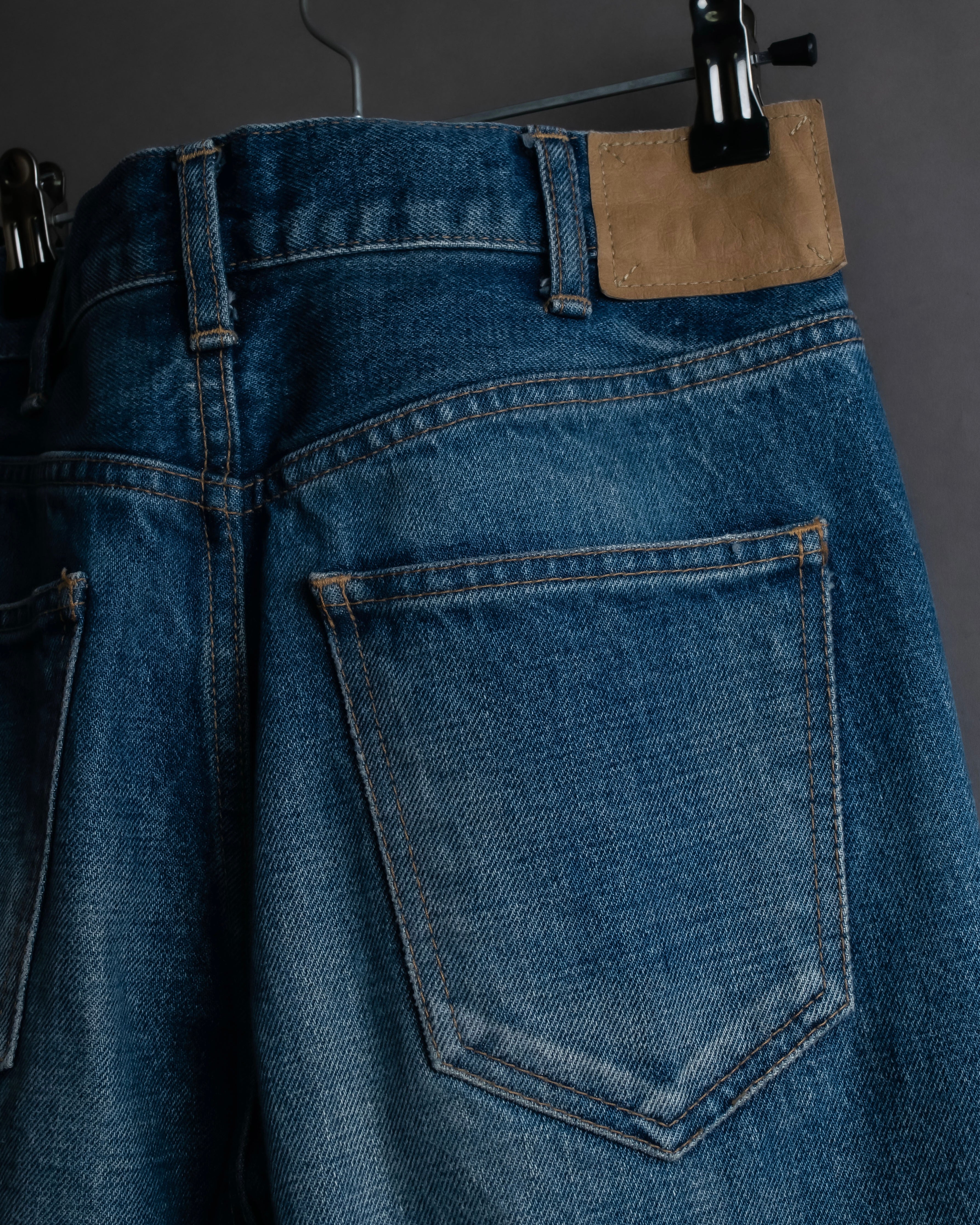 "CELINE" Stonewash design straight denim