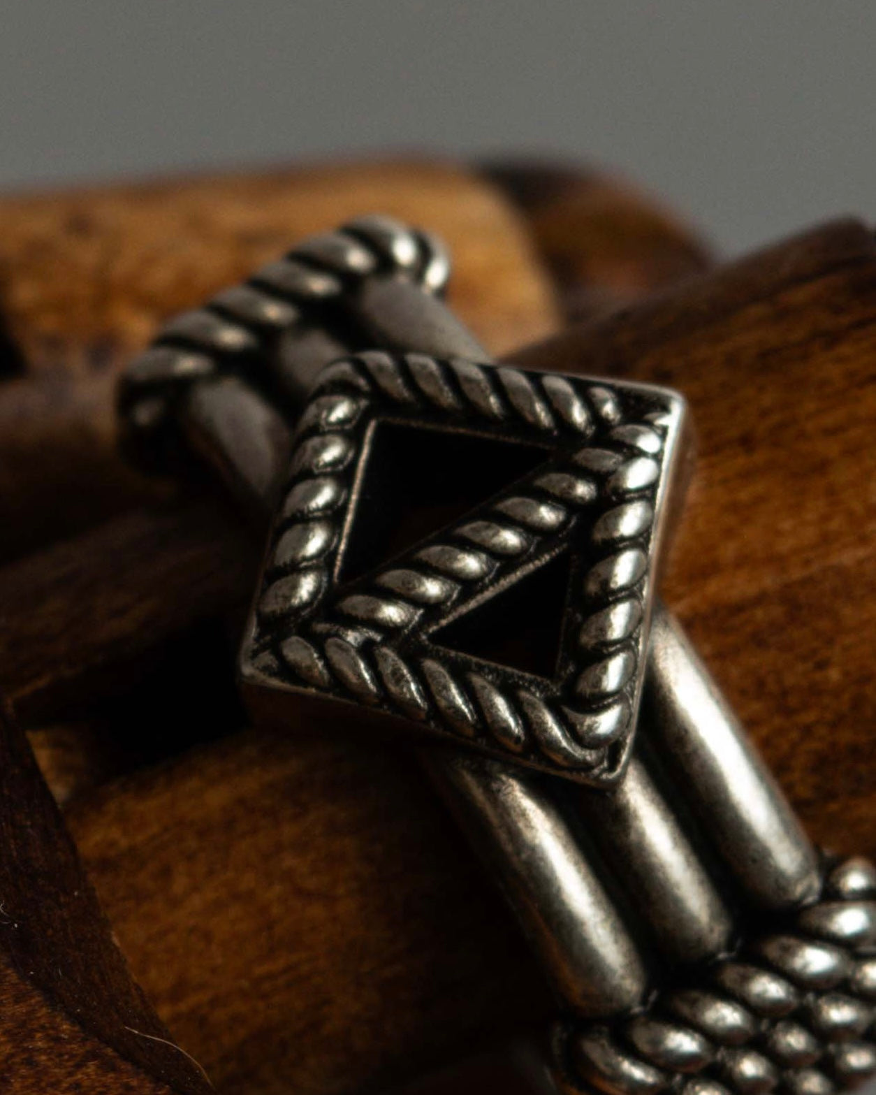 "Christian Dior" Buffalo design silver ring