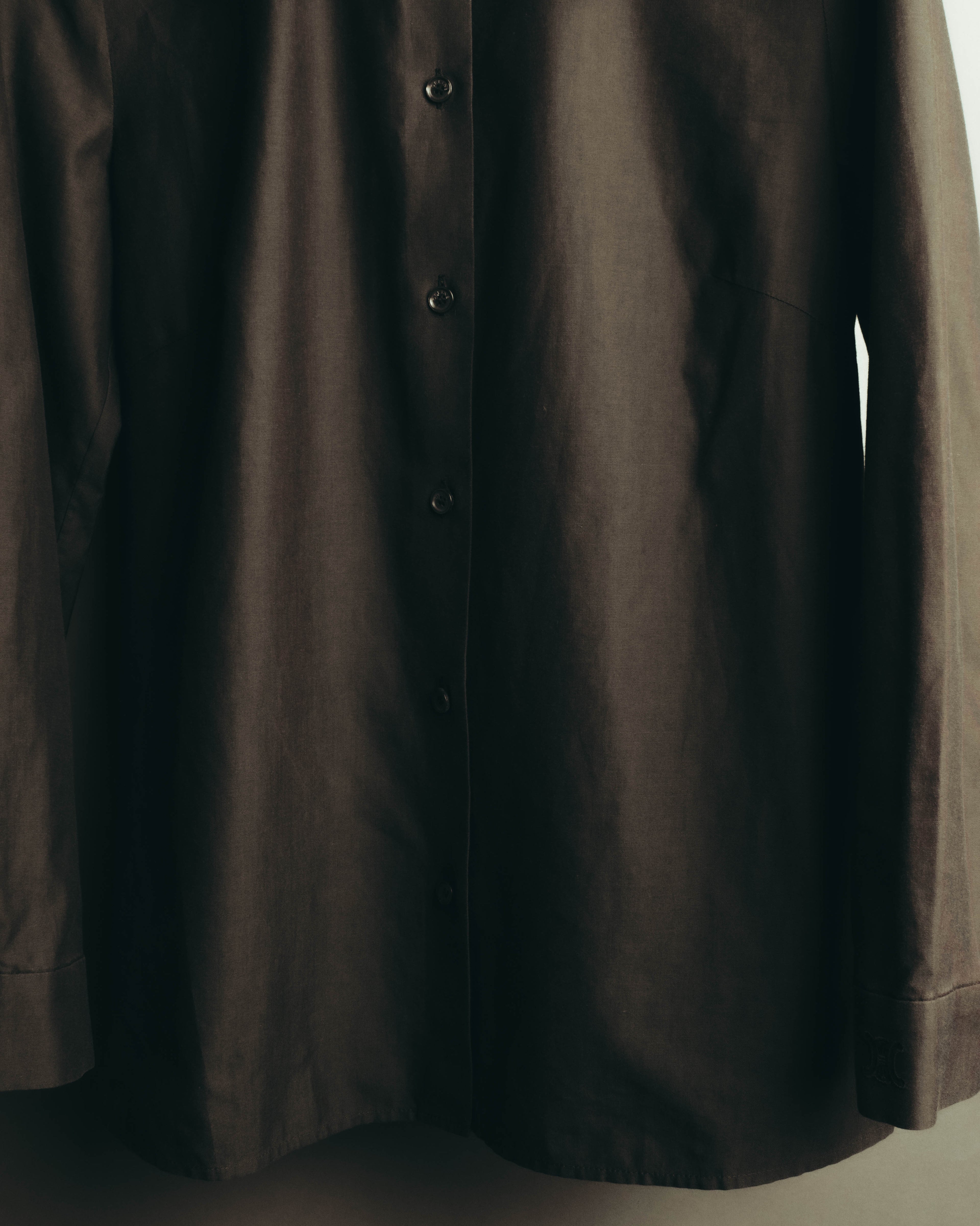 "CELINE" 90's-00's Sharp collared cotton button-up shirt