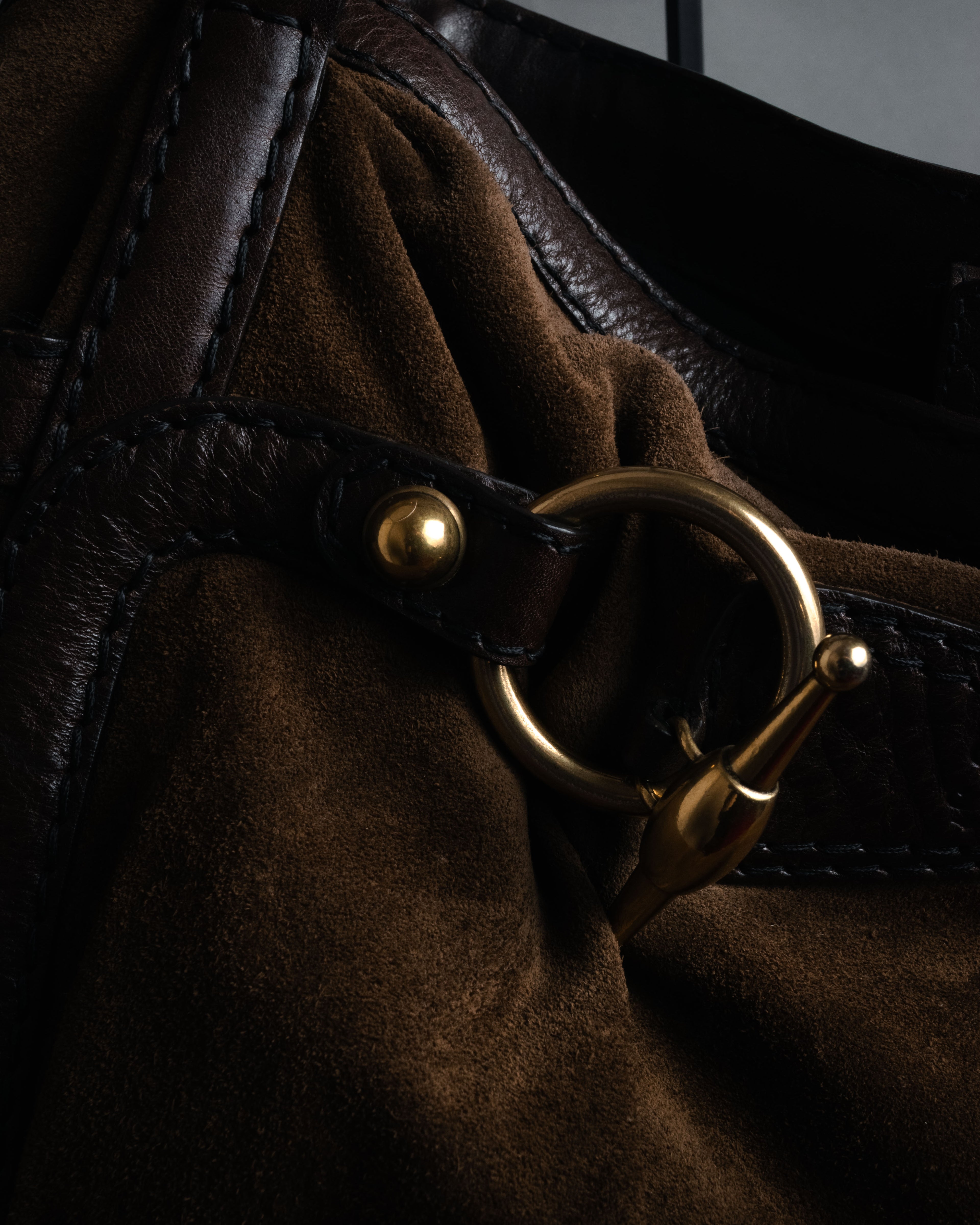 -SPECIAL- “GUCCI” 2005-2008 suede toggle shoulder bag