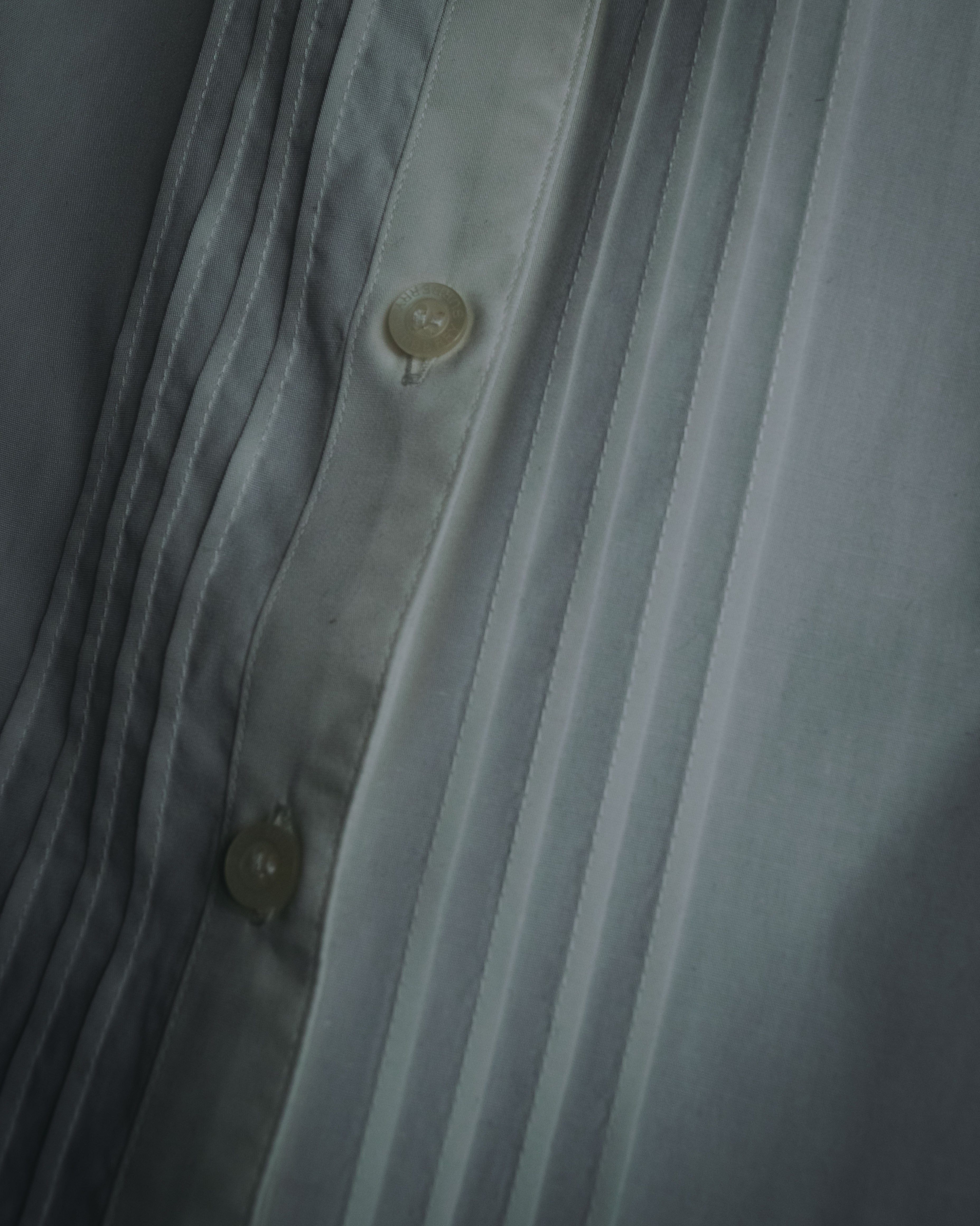 "BURBERRY LONDON" 2010-2014 pintuck tuxedo-front dress shirt