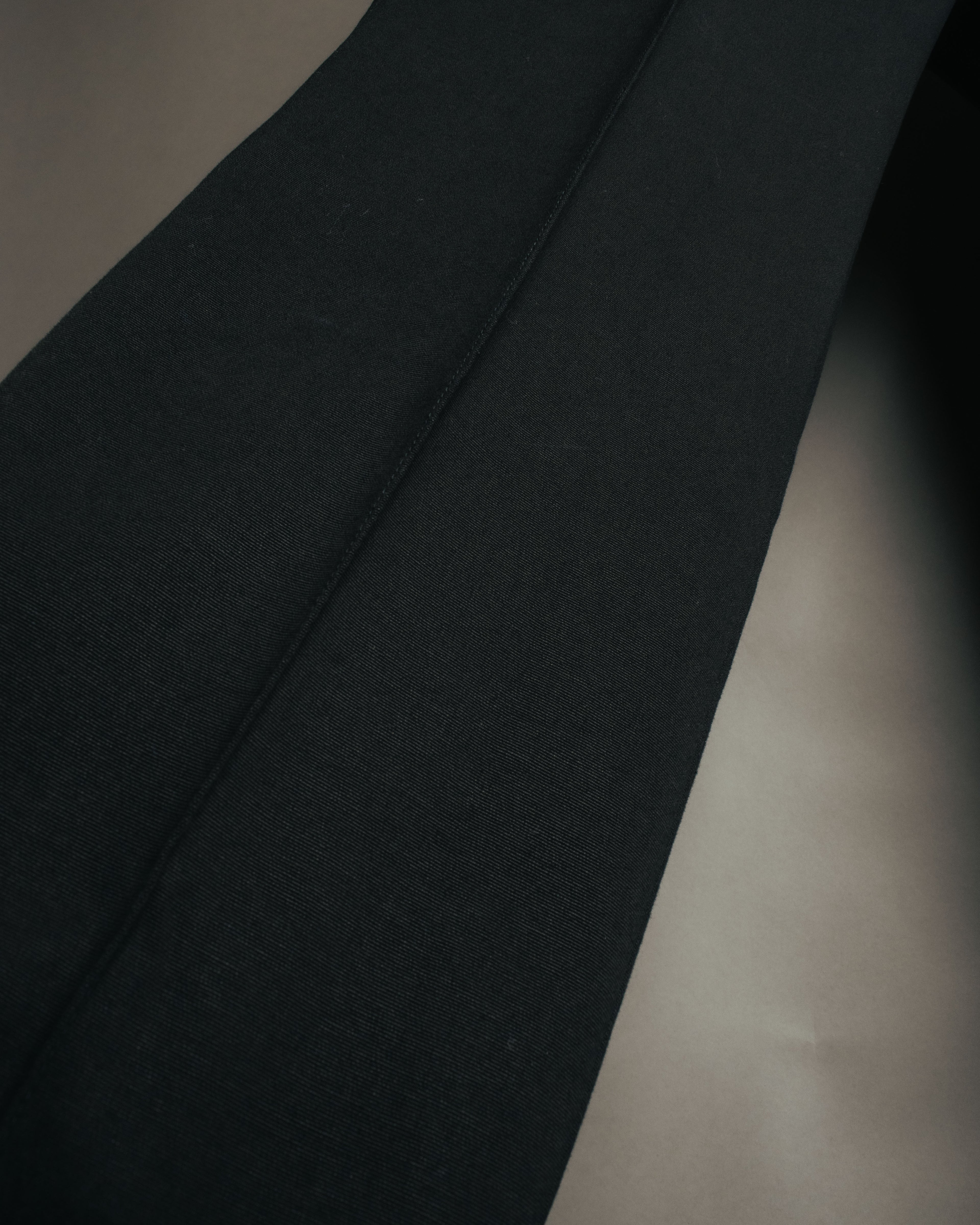 “CHANEL” 2004 Spring grosgrain straight trousers